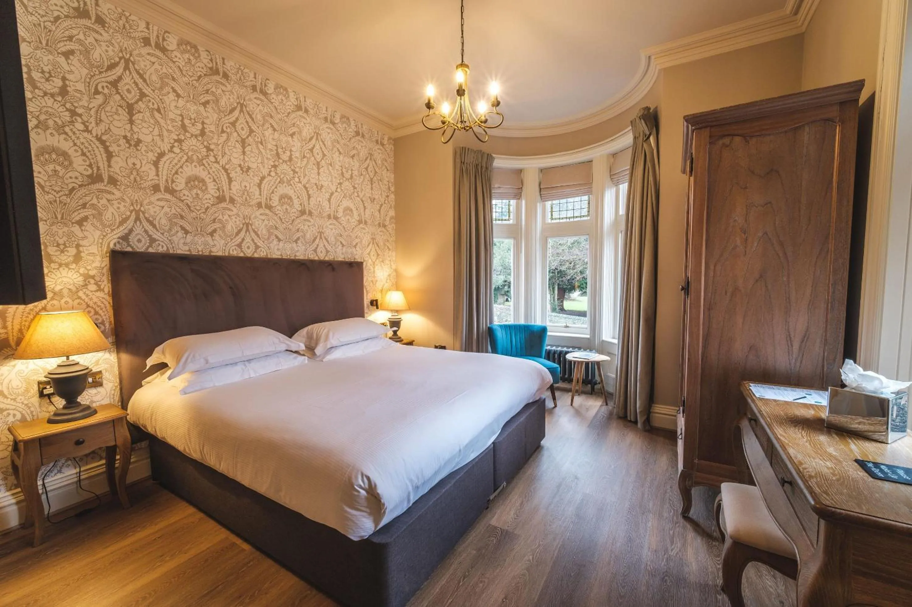 Bed in The Fleece Hotel Richmond