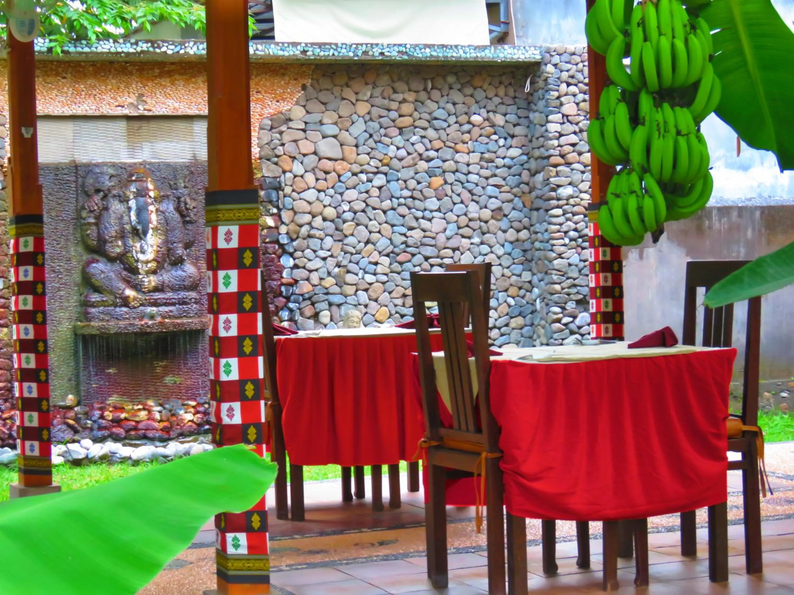 Restaurant/places to eat in Suka Sari Cottages