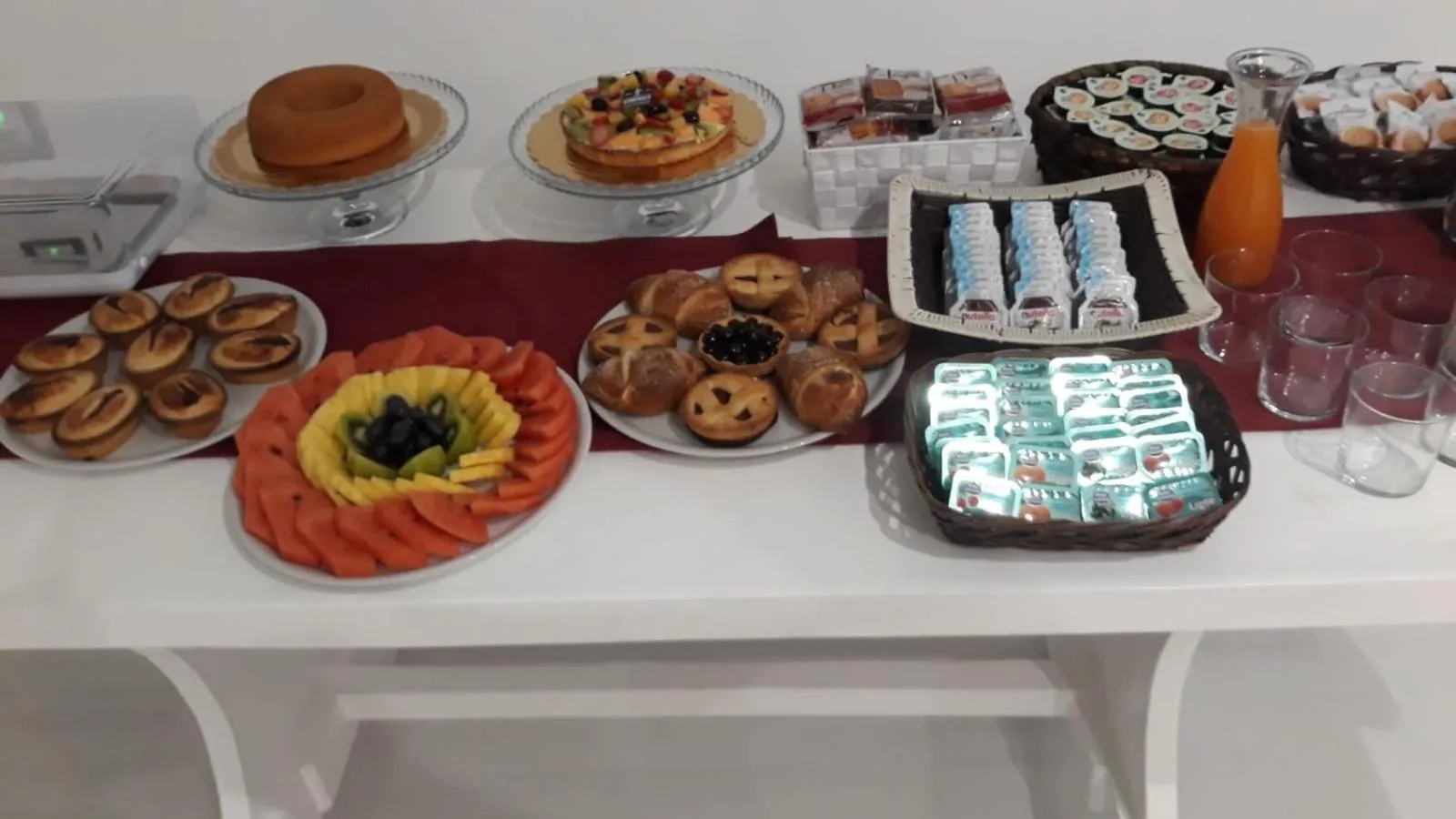 Italian breakfast in Madigans rooms bed&breakfast