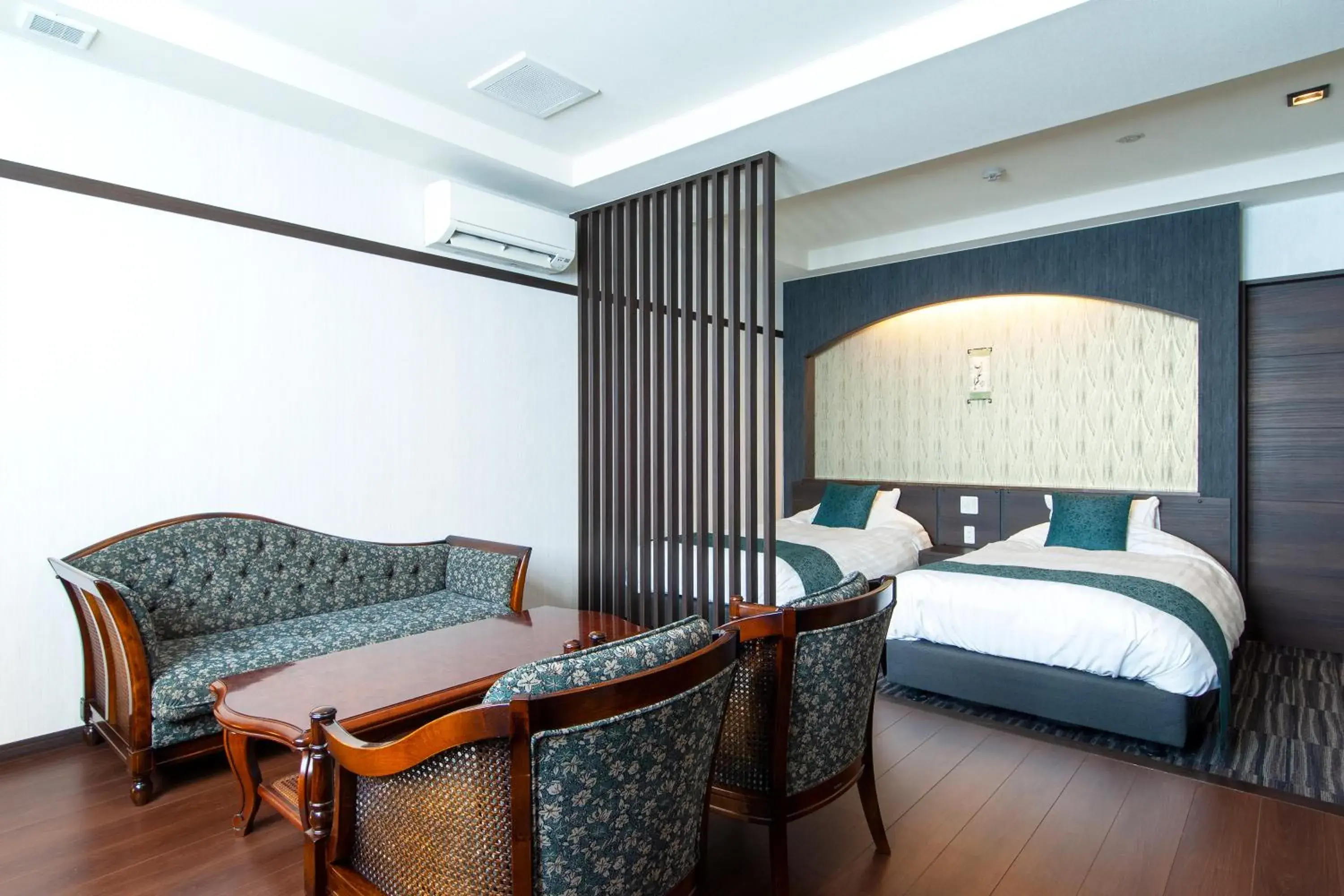 Twin Room with Living Area 205 - single occupancy in Oyado Yukizumi Twin Room with Living Area 205 - single occupancy in Oyado Yukizumi