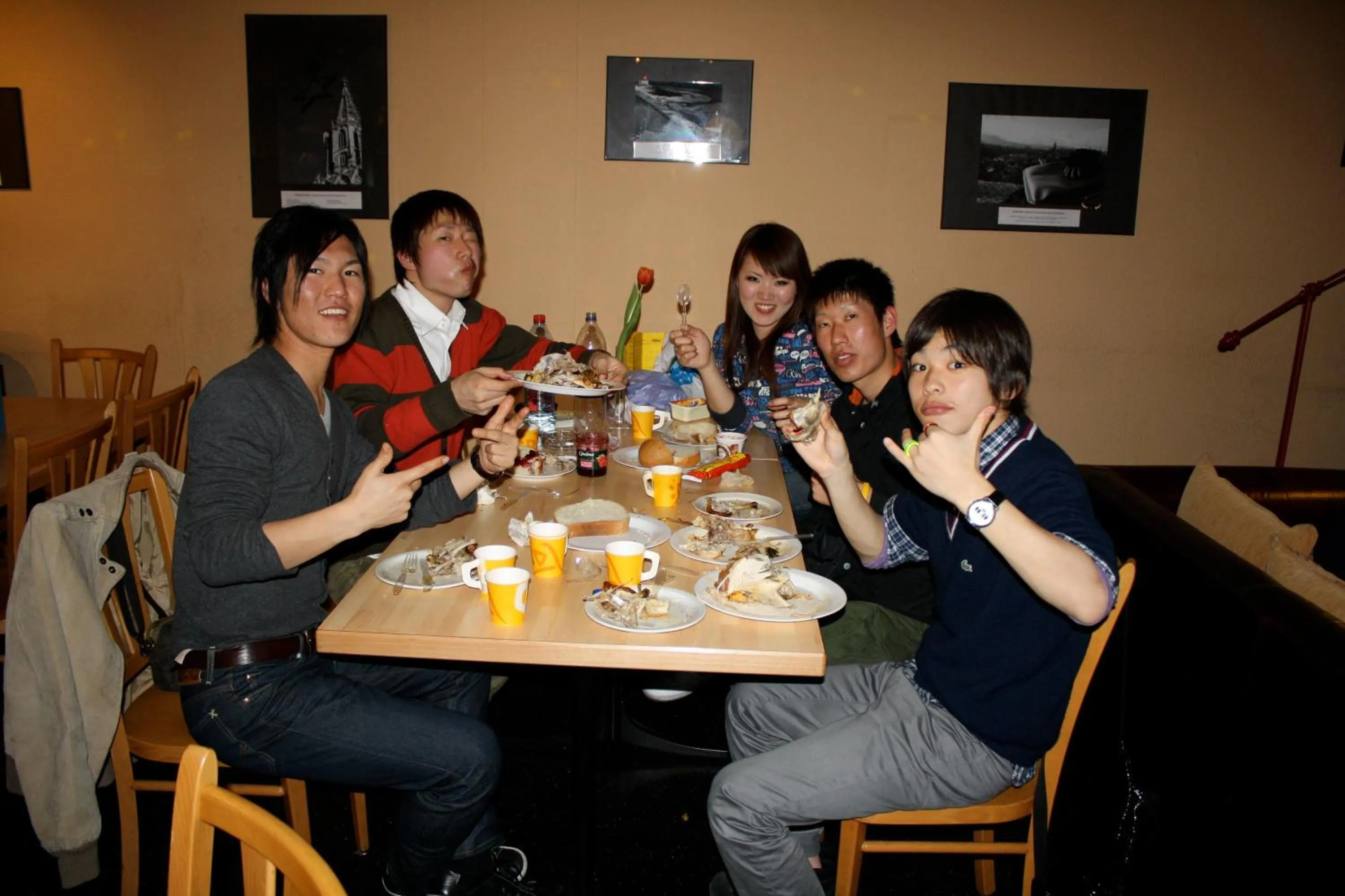 Restaurant/places to eat in Bern Backpackers Hotel Glocke