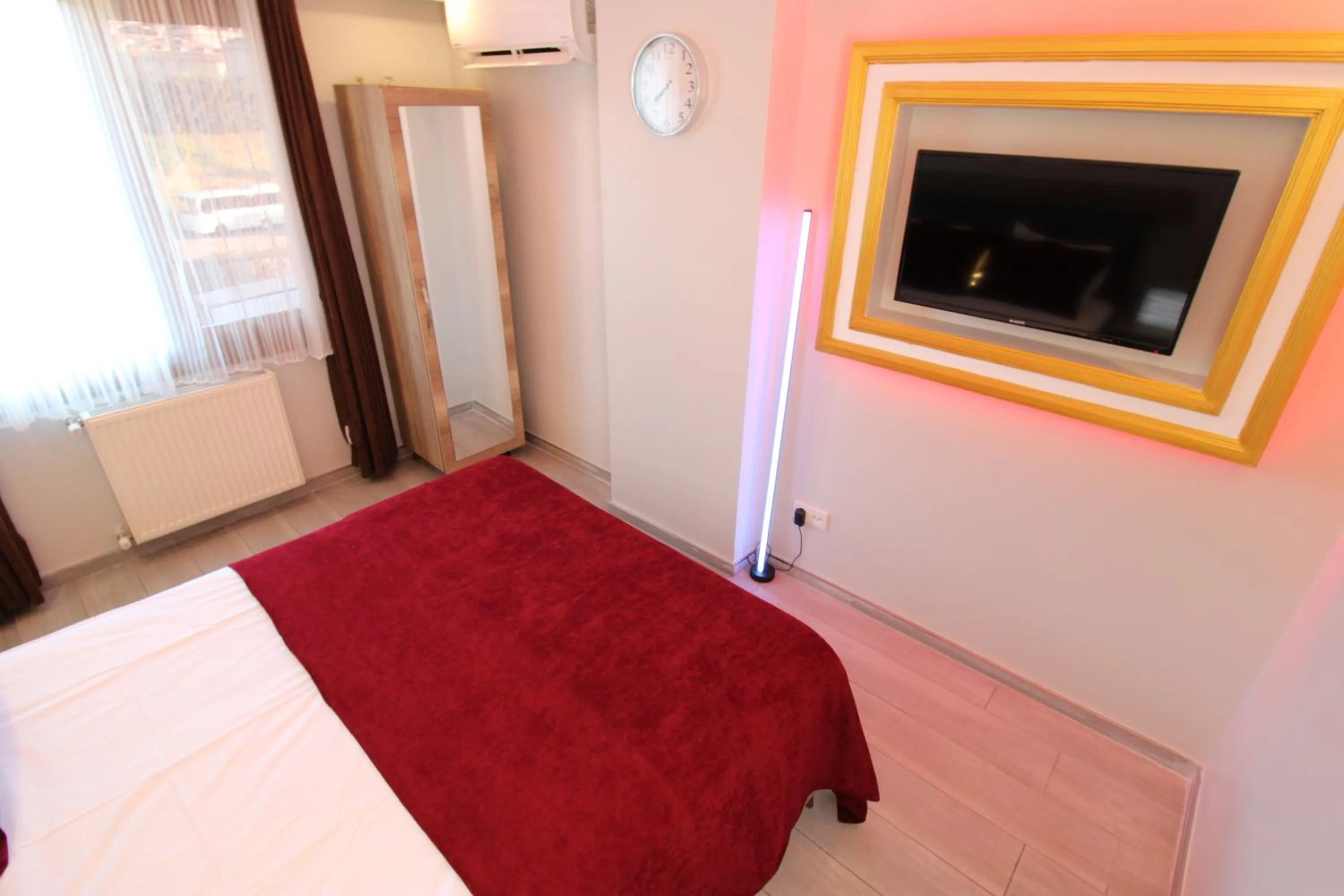 Bed in Sahrakent Otel Ataşehir