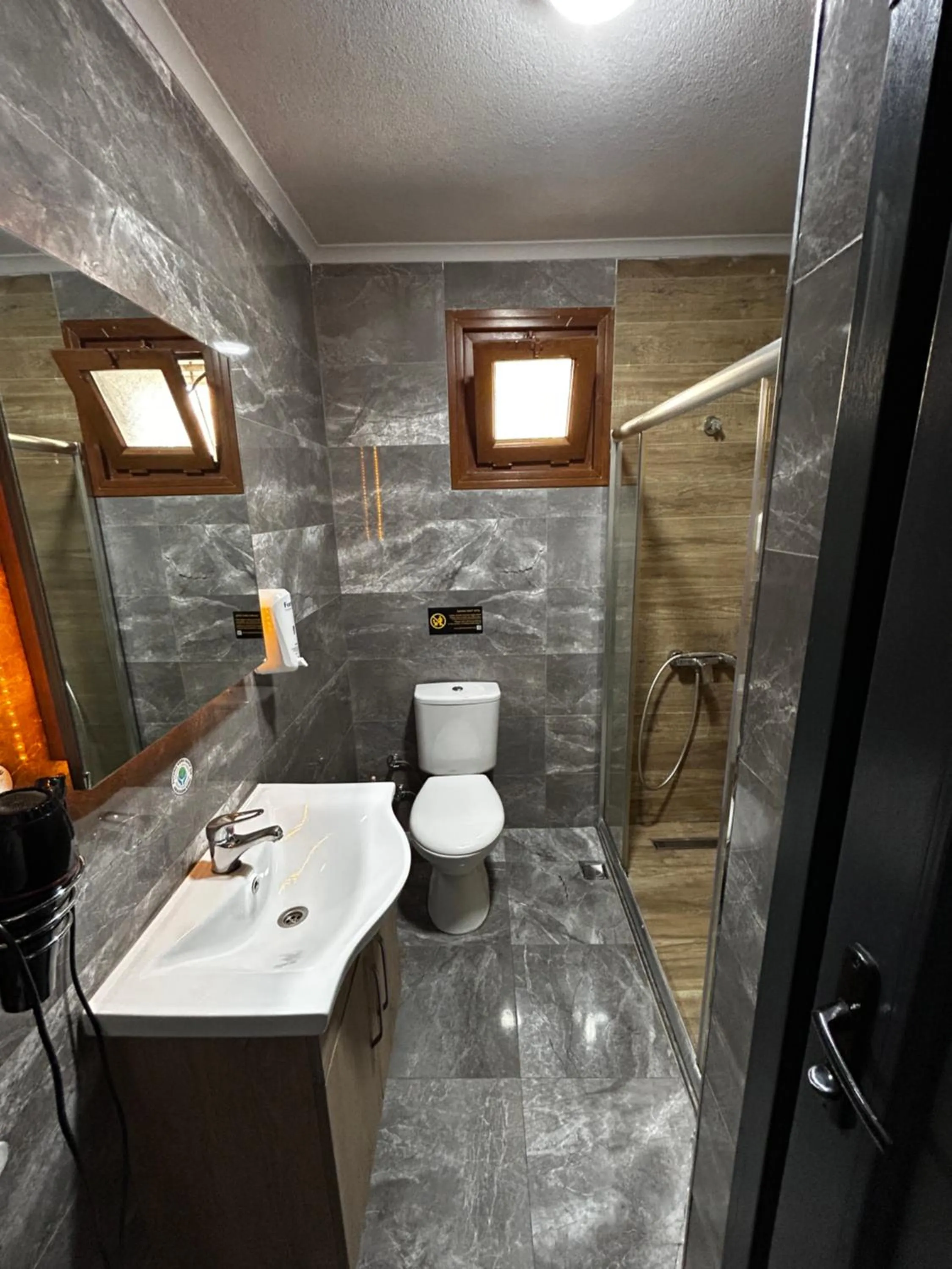 Sahrakent Otel Ataşehir