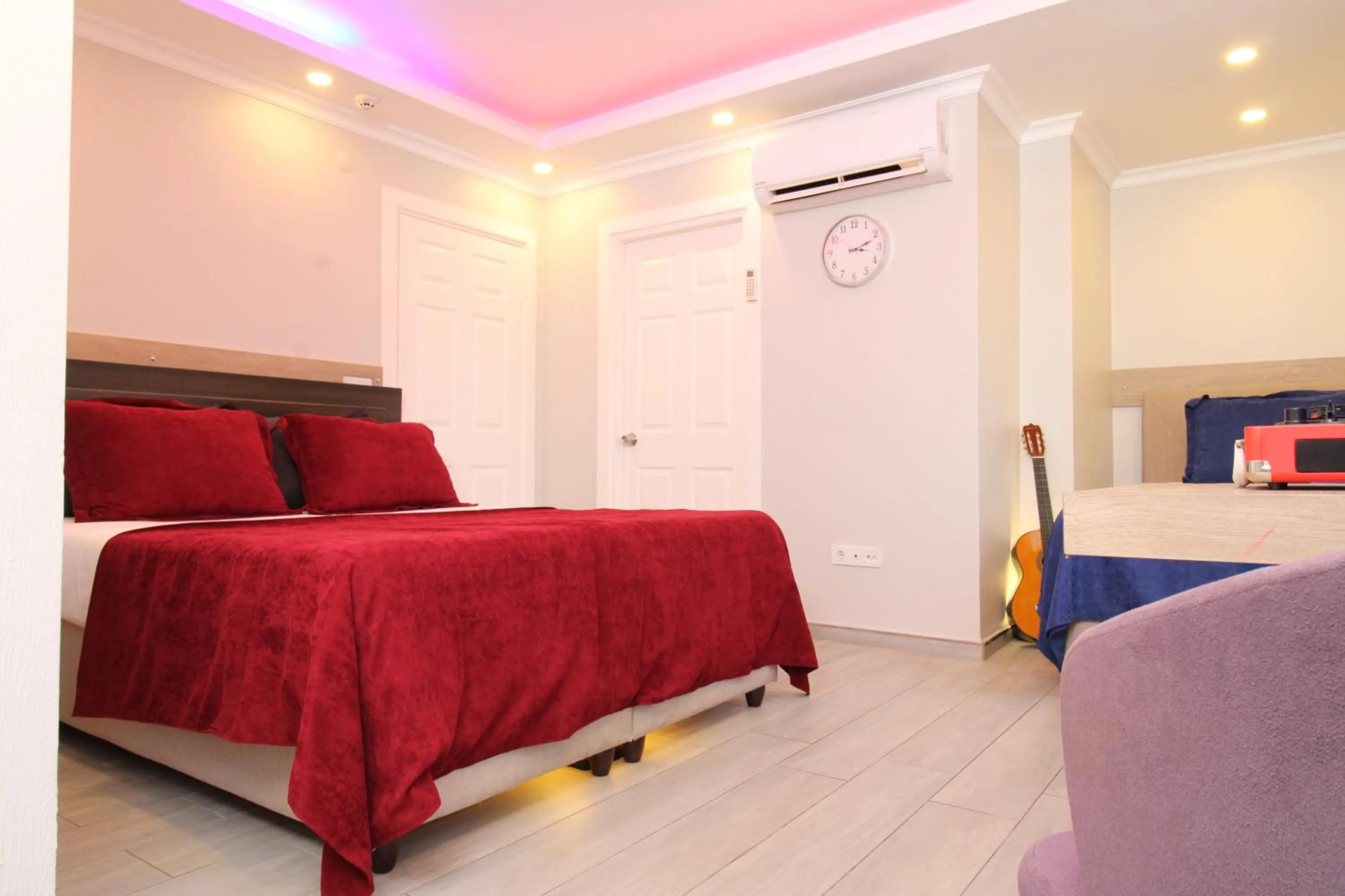 Bed in Sahrakent Otel Ataşehir