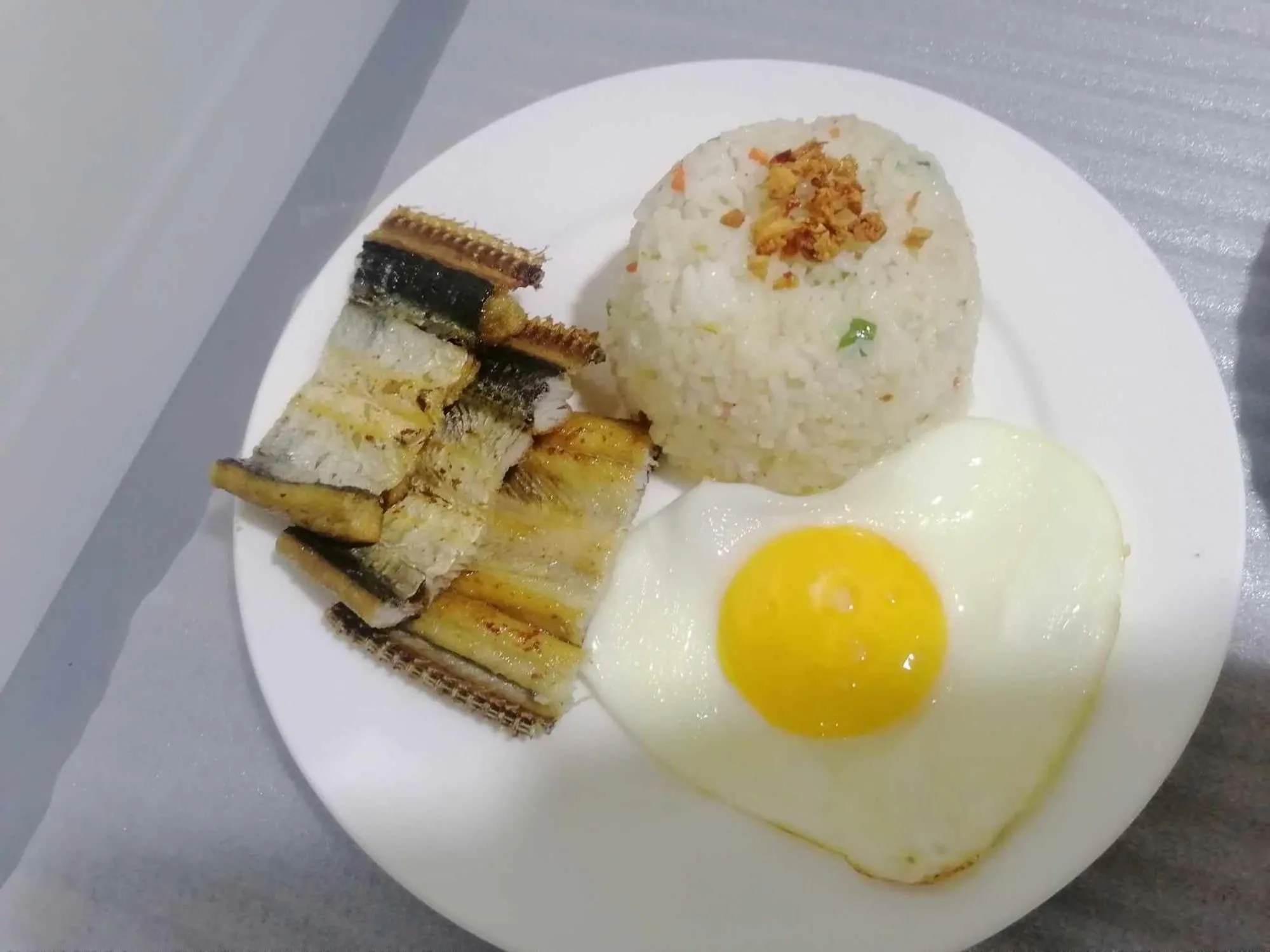 Asian breakfast in Siayanrock Hometel