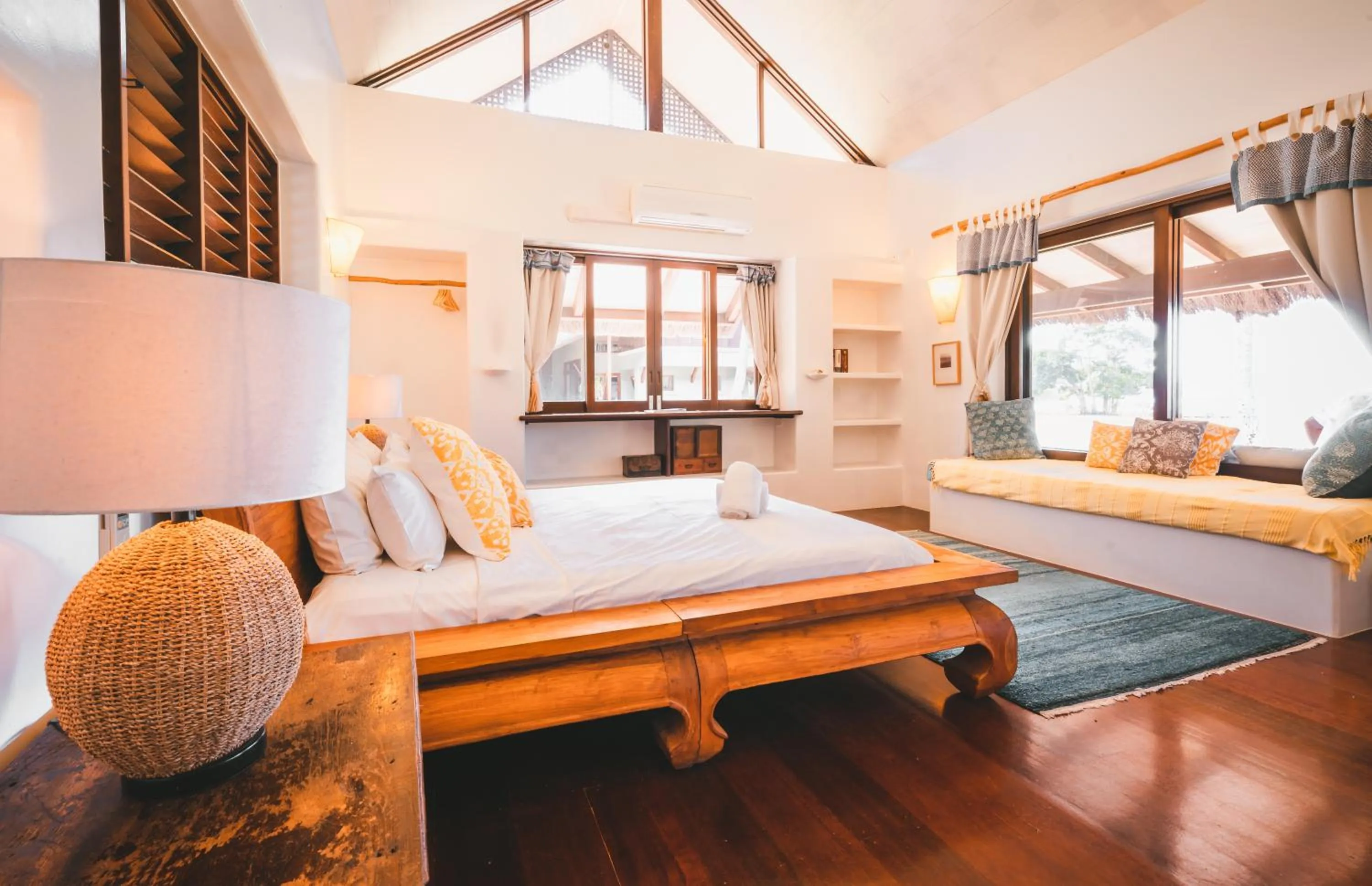 Bedroom, Bed in Paradise Cove Villa