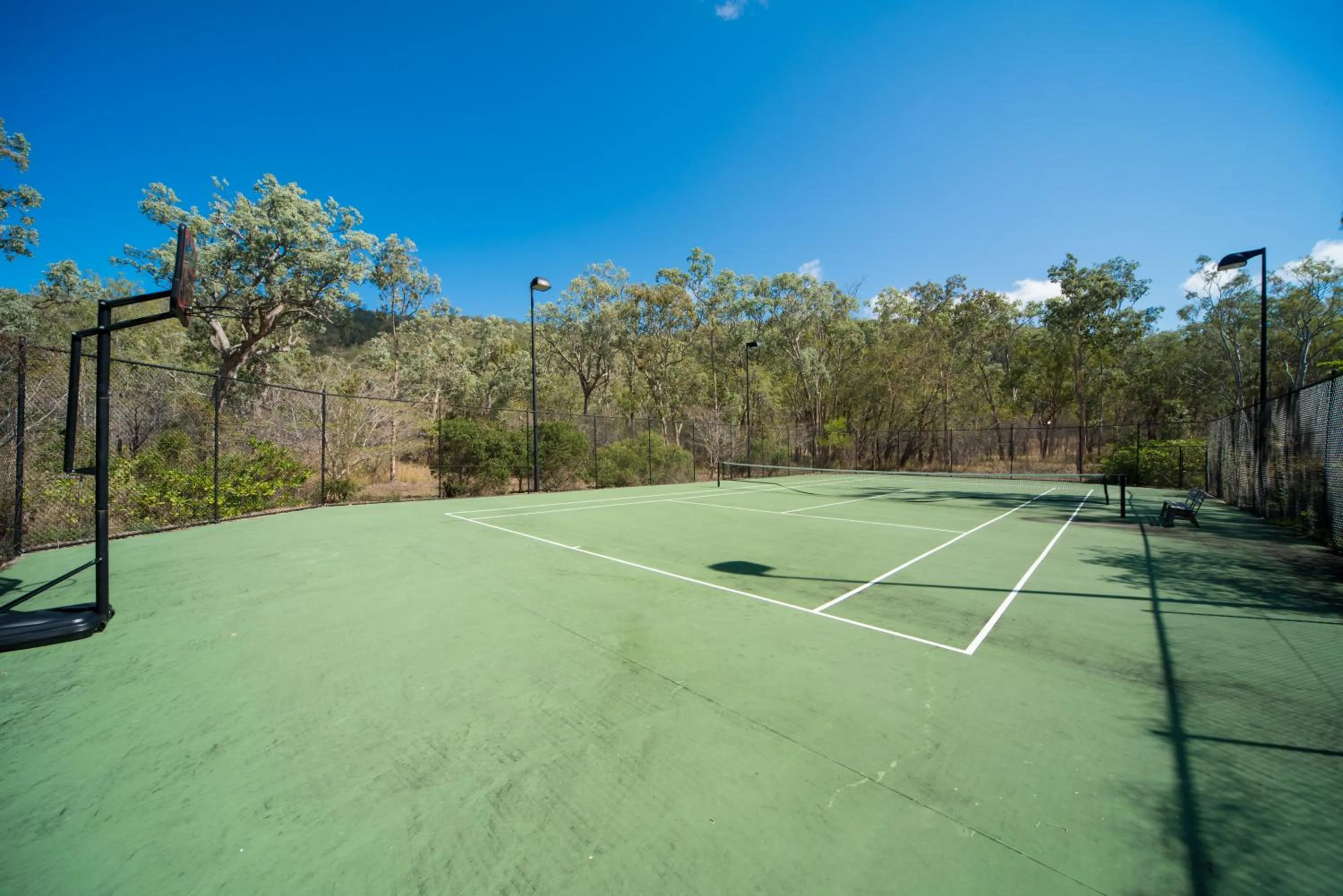 Tennis court in Paradise Cove Villa