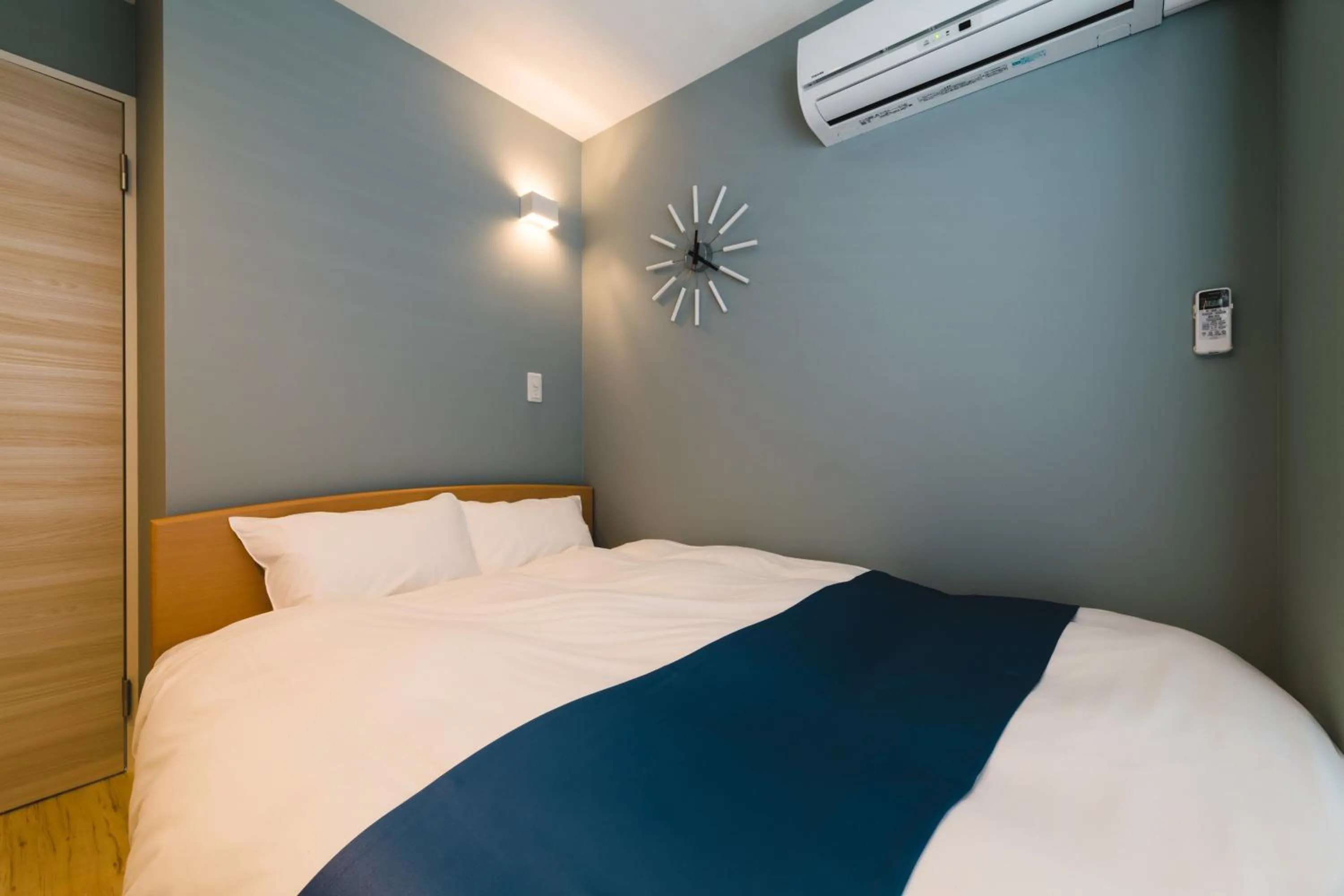 Bedroom, Bed in Trip Base HAKATAEKIMAE