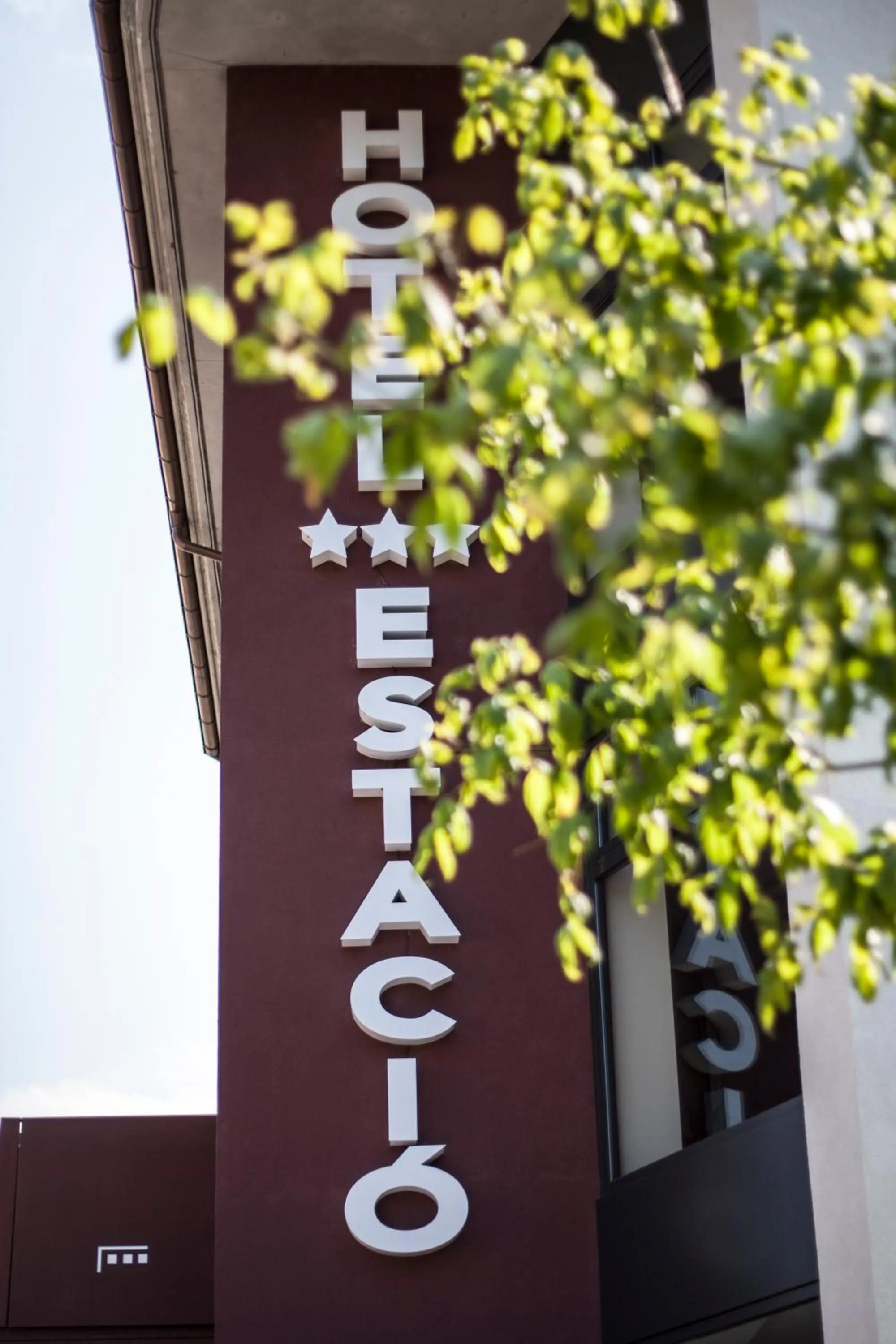 Facade/entrance in Hotel Estació