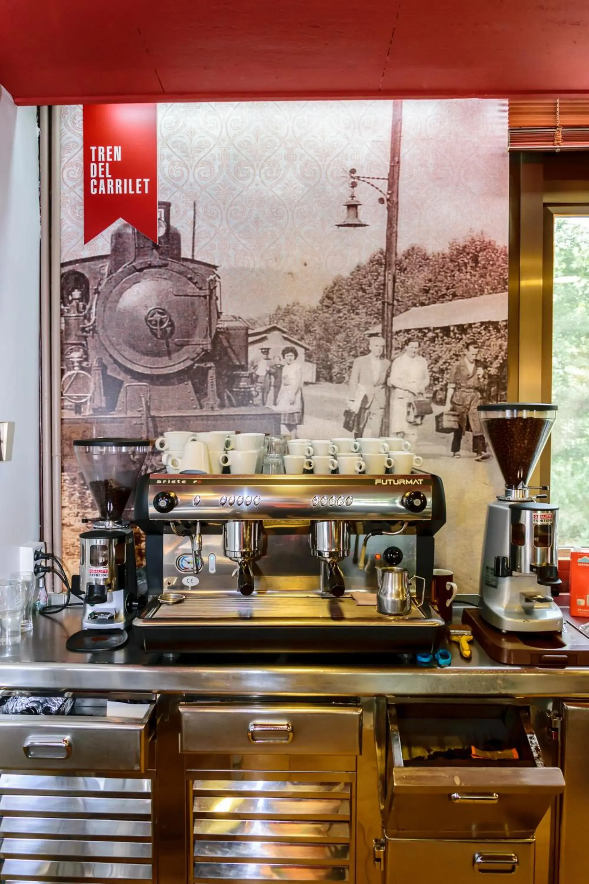 Lounge or bar in Hotel Estació Lounge or bar in Hotel Estació