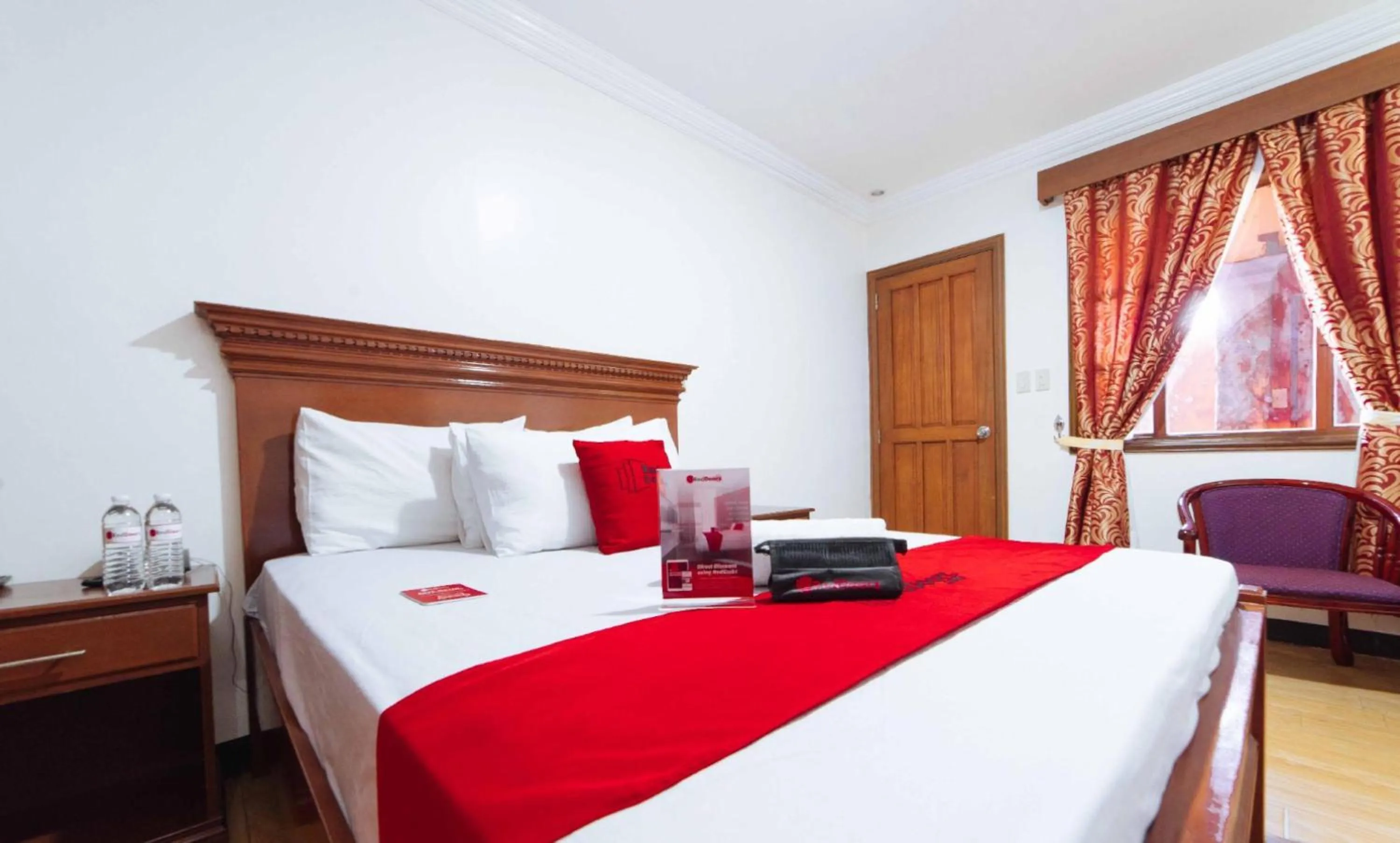 Photo of the whole room, Bed in RedDoorz Plus @ Starhomes Olivianville