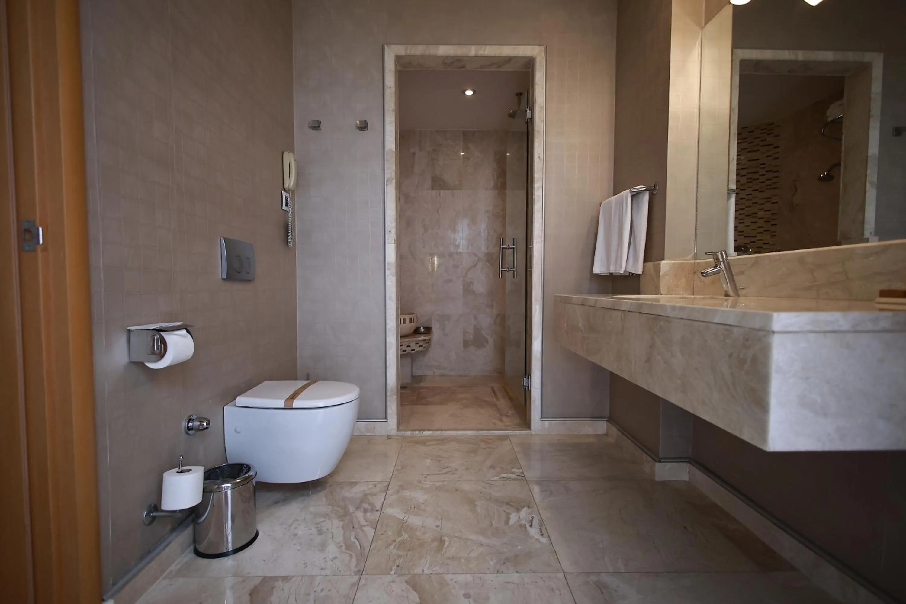 Toilet in Orucoglu Oreko Hotel