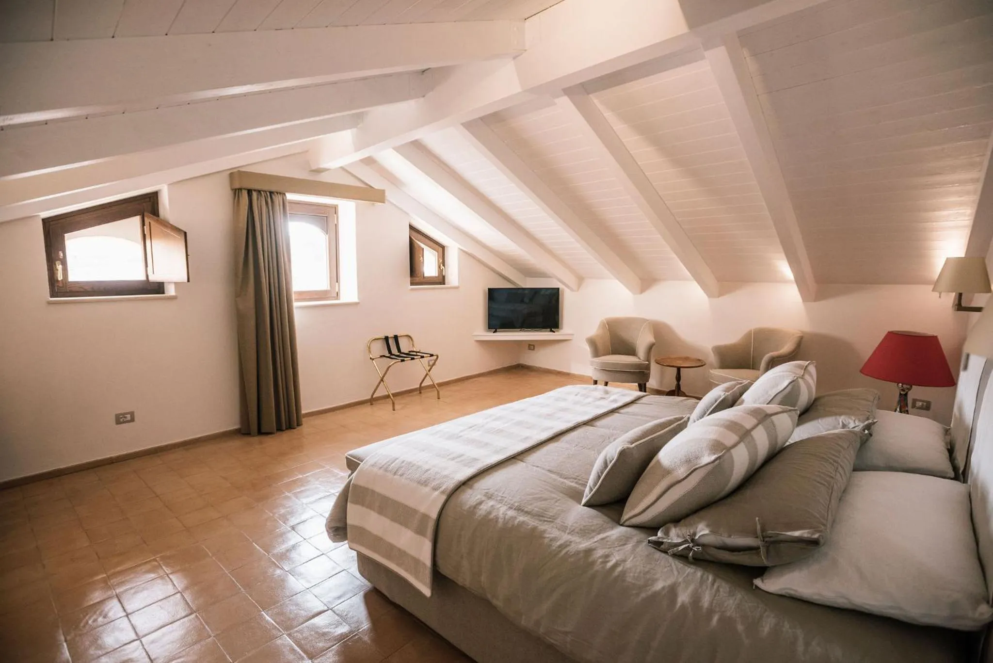 Bed in Giardini Calce - Luxury Rooms