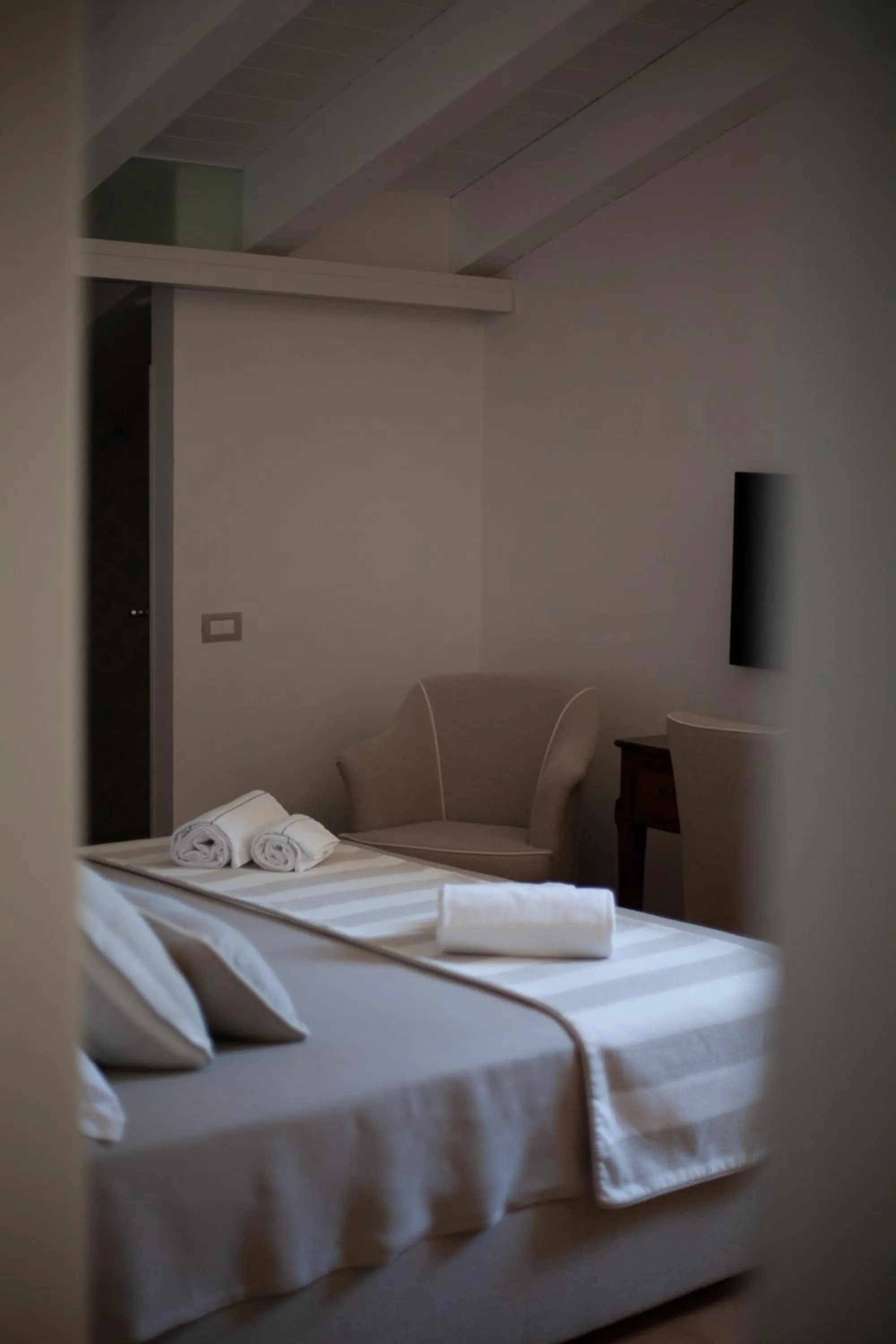 Bed in Giardini Calce - Luxury Rooms