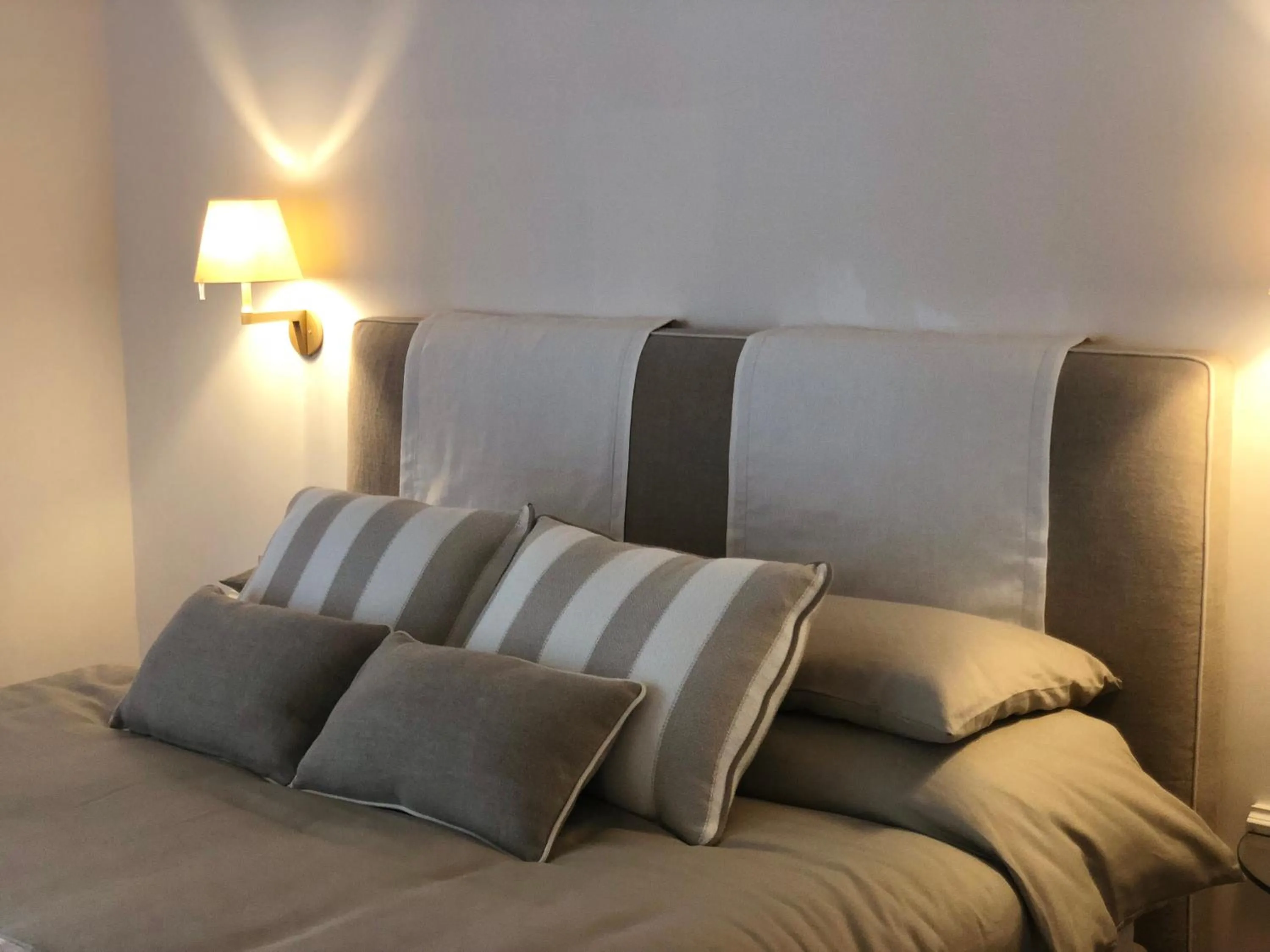 Bed in Giardini Calce - Luxury Rooms
