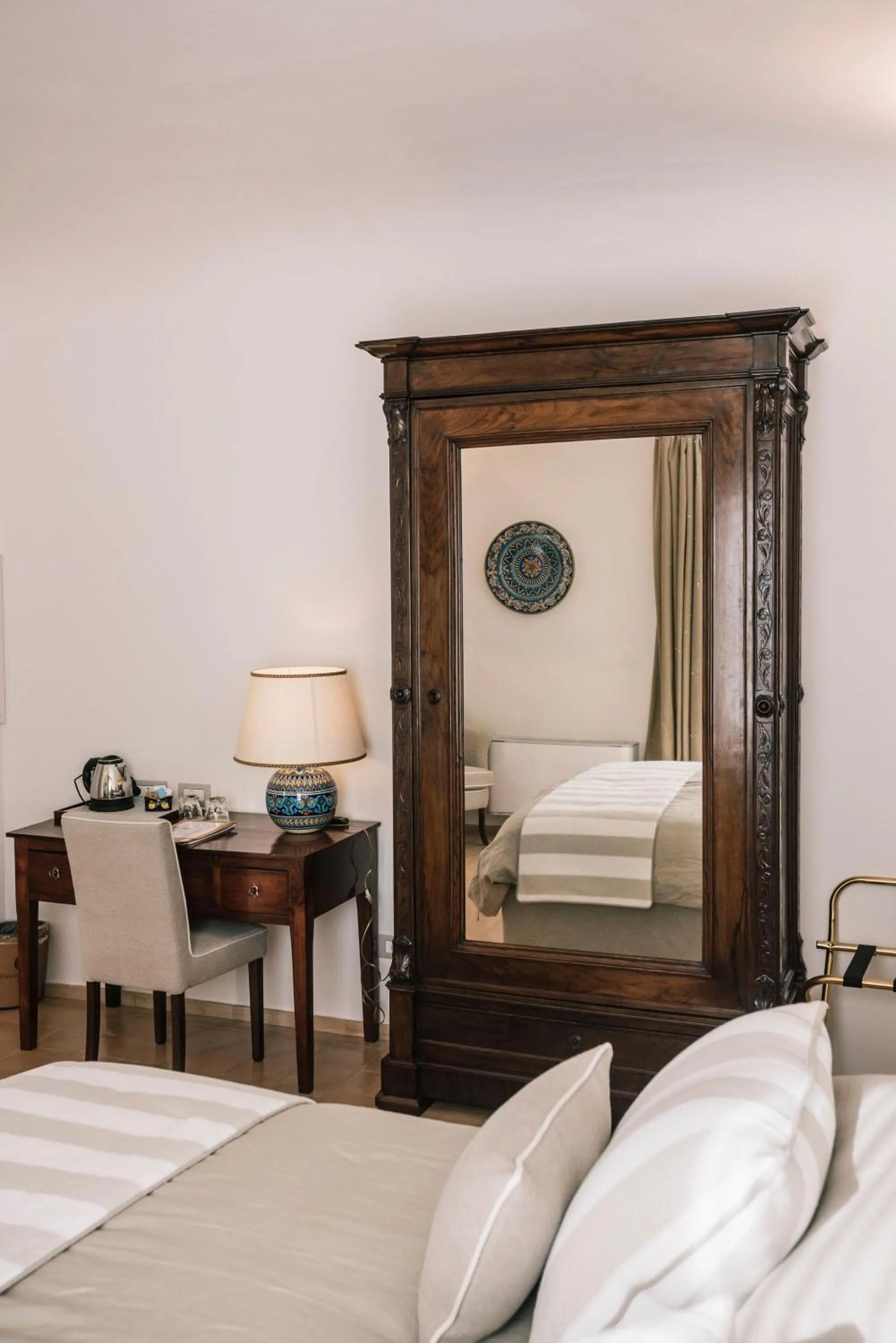 Bed in Giardini Calce - Luxury Rooms