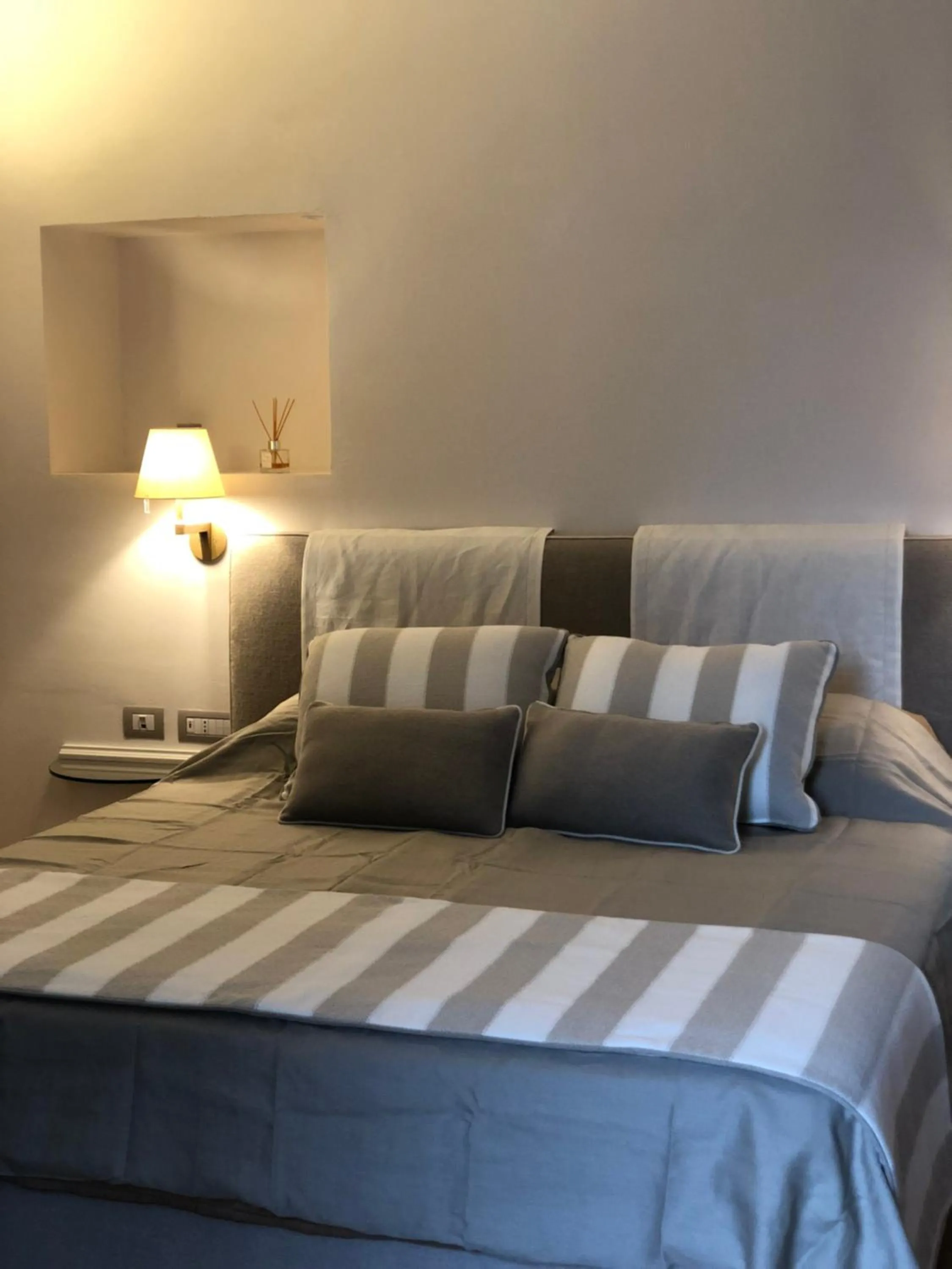 Bed in Giardini Calce - Luxury Rooms