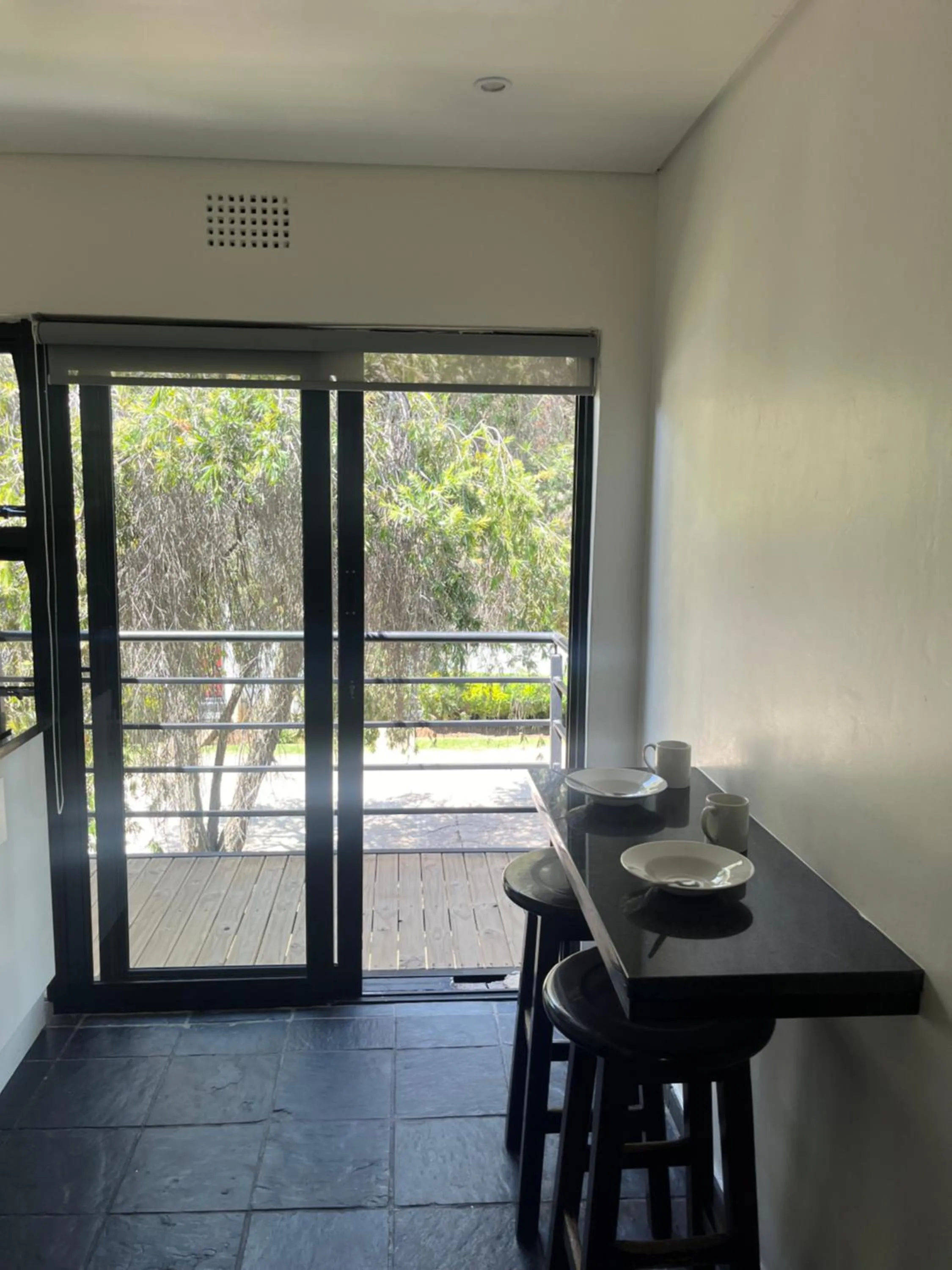 Balcony/Terrace in Vetho 1 Apartments OR Tambo Airport