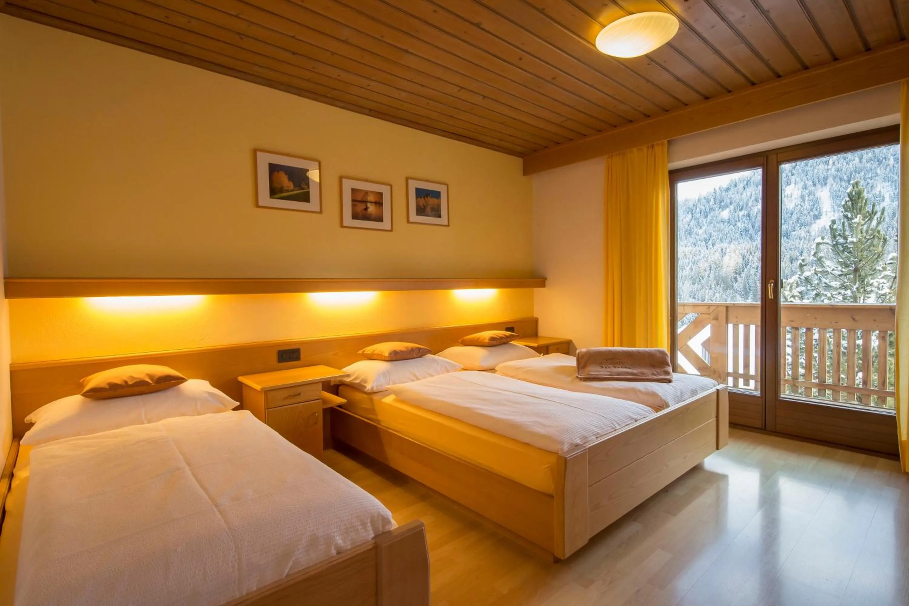 Photo of the whole room, Bed in Residence Sas Vanna