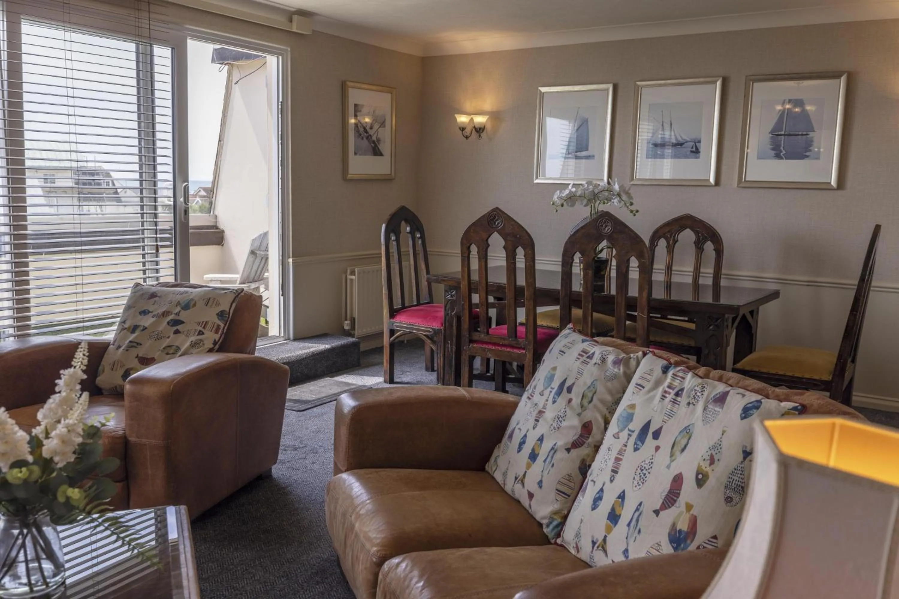 Photo of the whole room in The Beachcroft Hotel, BW Signature Collection