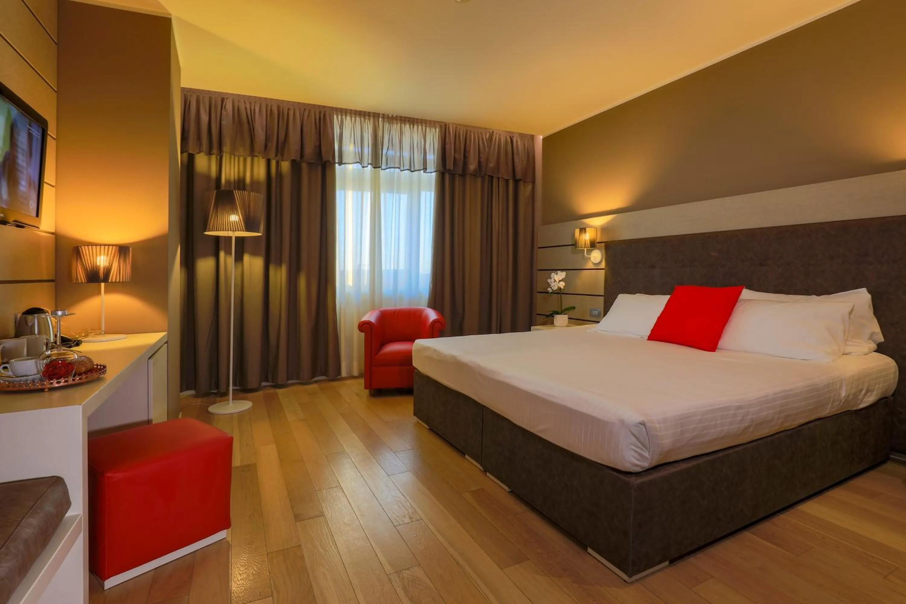 Photo of the whole room, Bed in Hotel Glamour