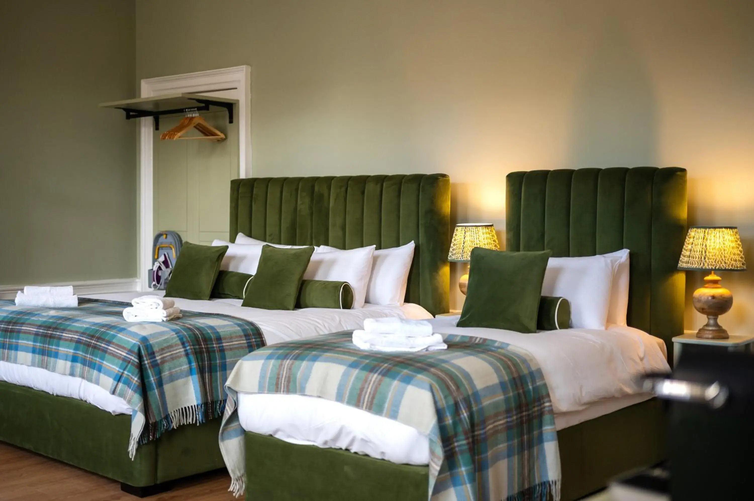 Family Room with Private Bathroom in No. 53 Frederick Street Family Room with Private Bathroom in No. 53 Frederick Street