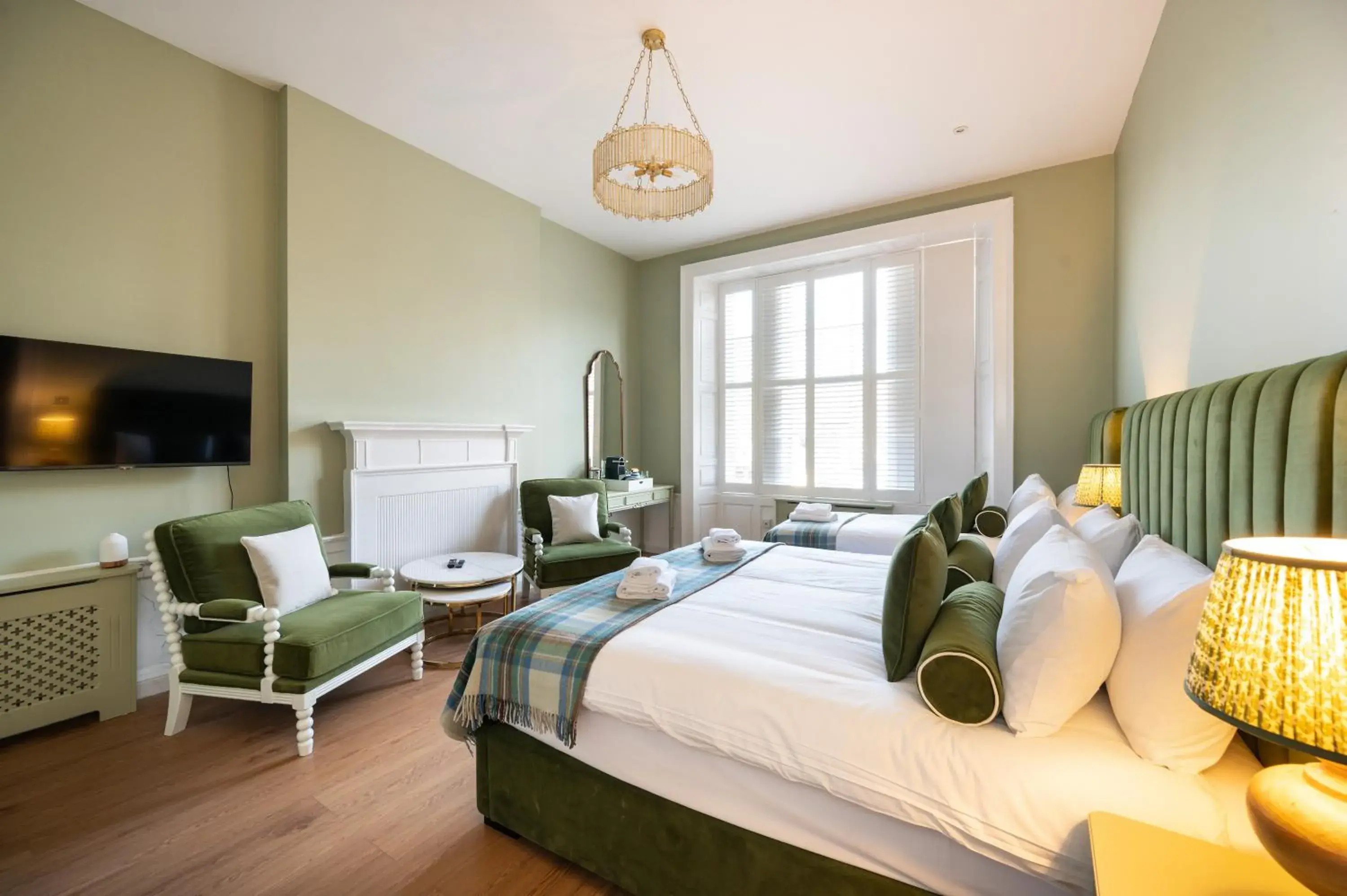 Triple Room with Private Bathroom in No. 53 Frederick Street Triple Room with Private Bathroom in No. 53 Frederick Street