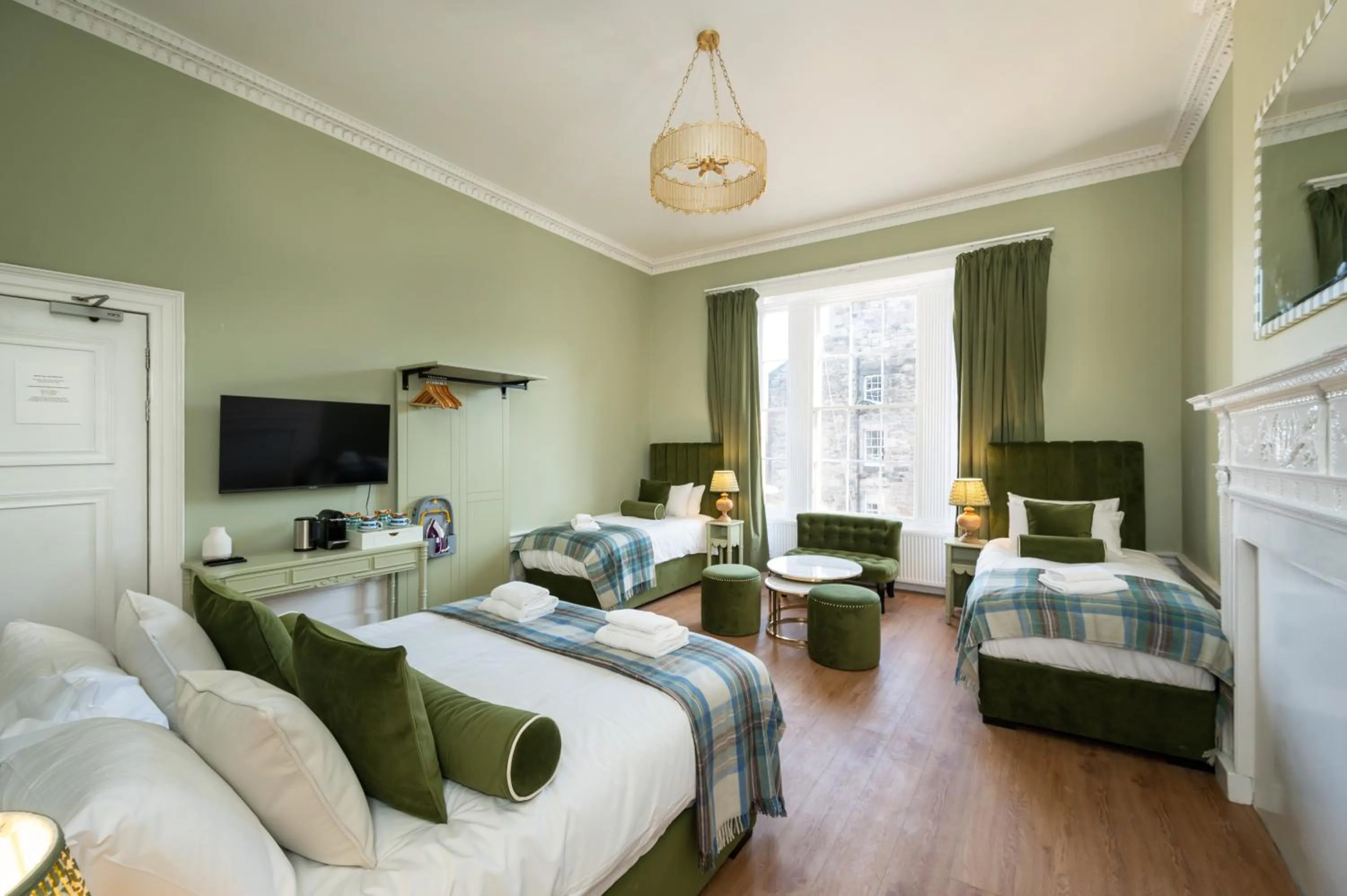 TV and multimedia, Bed in No. 53 Frederick Street