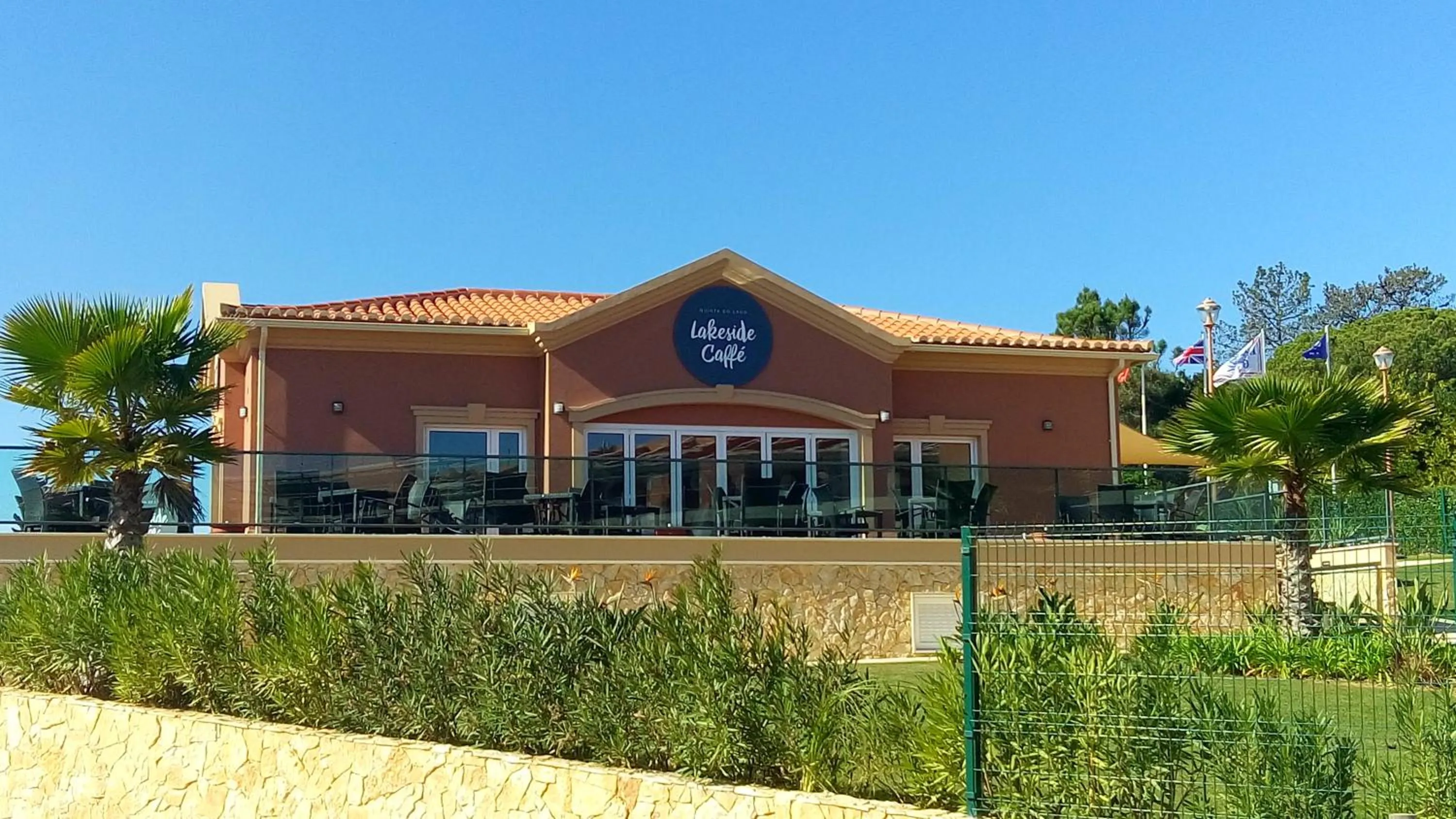 Restaurant/places to eat in Lakeside Country Club - Apartamentos Turísticos