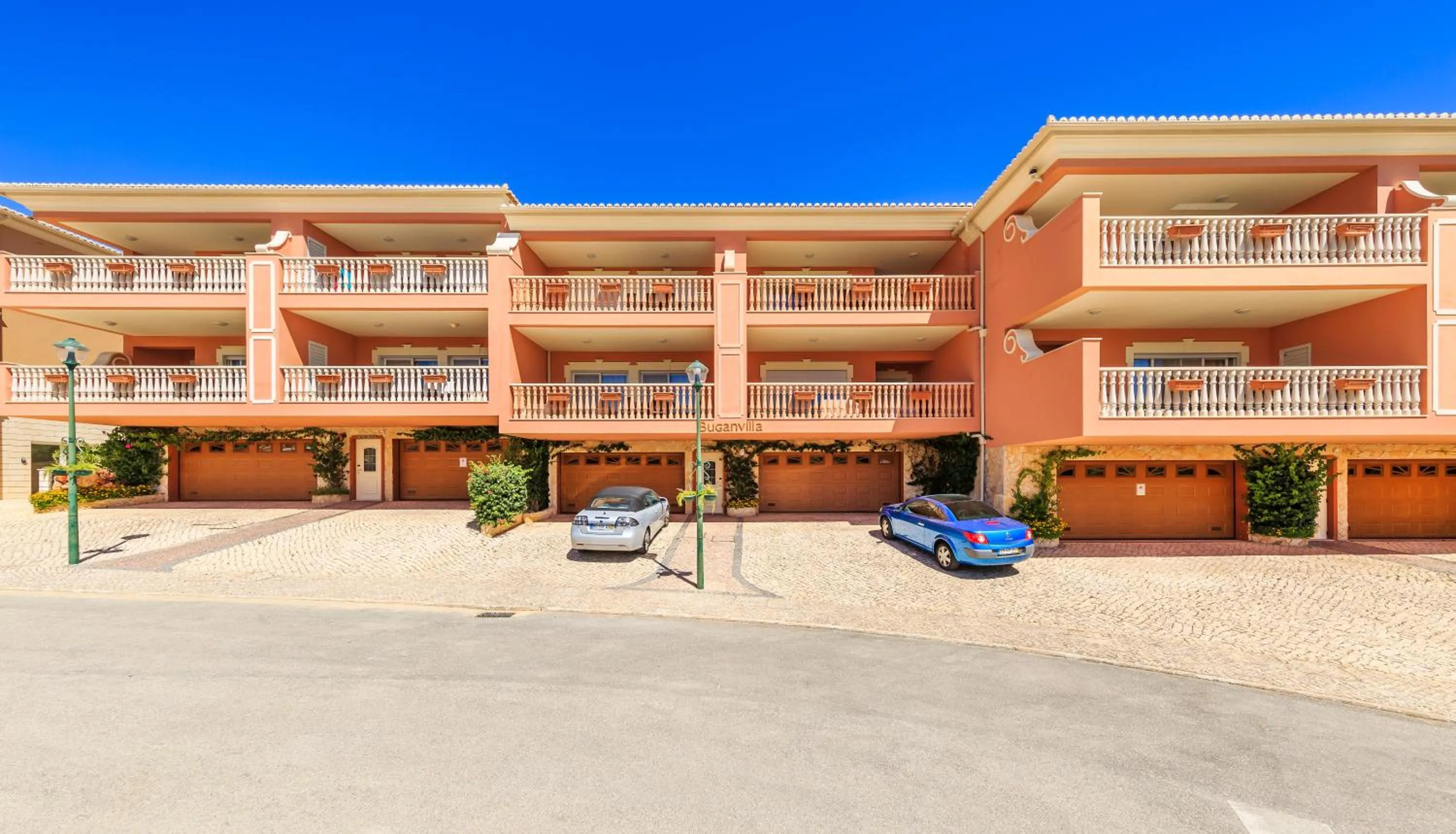 On site in Lakeside Country Club - Apartamentos Turísticos