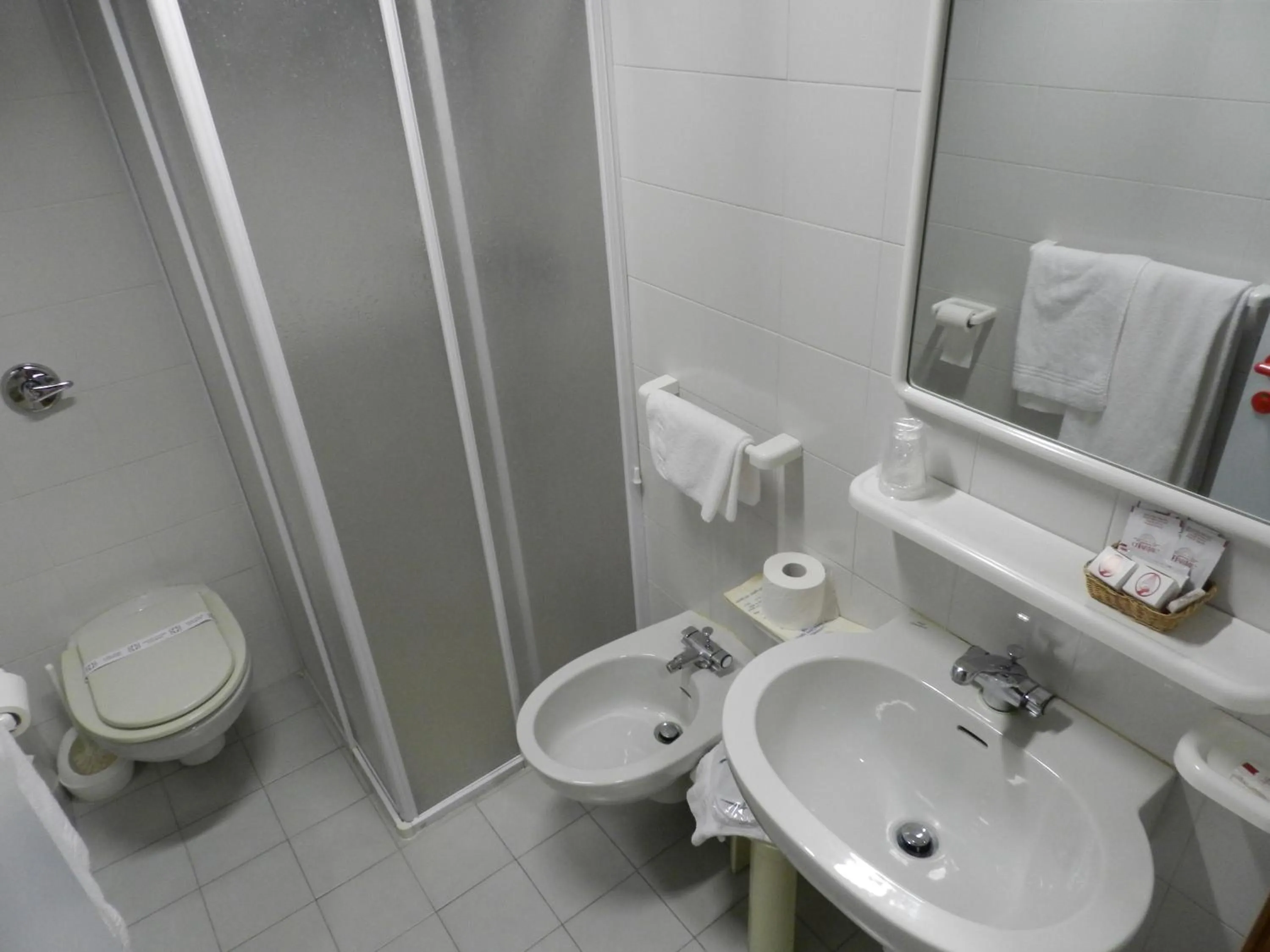 Toilet in Hotel Italia