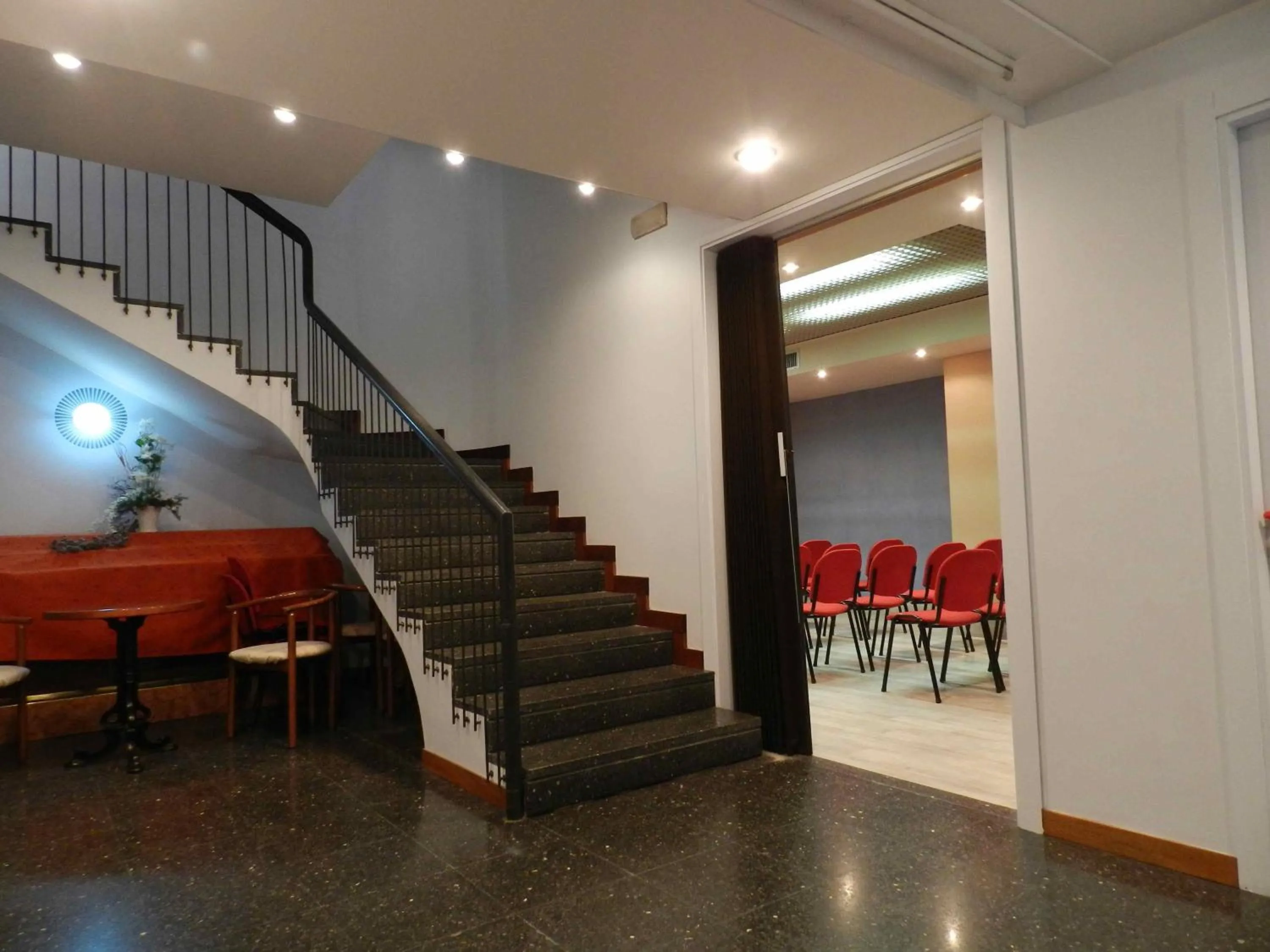 Business facilities in Hotel Italia