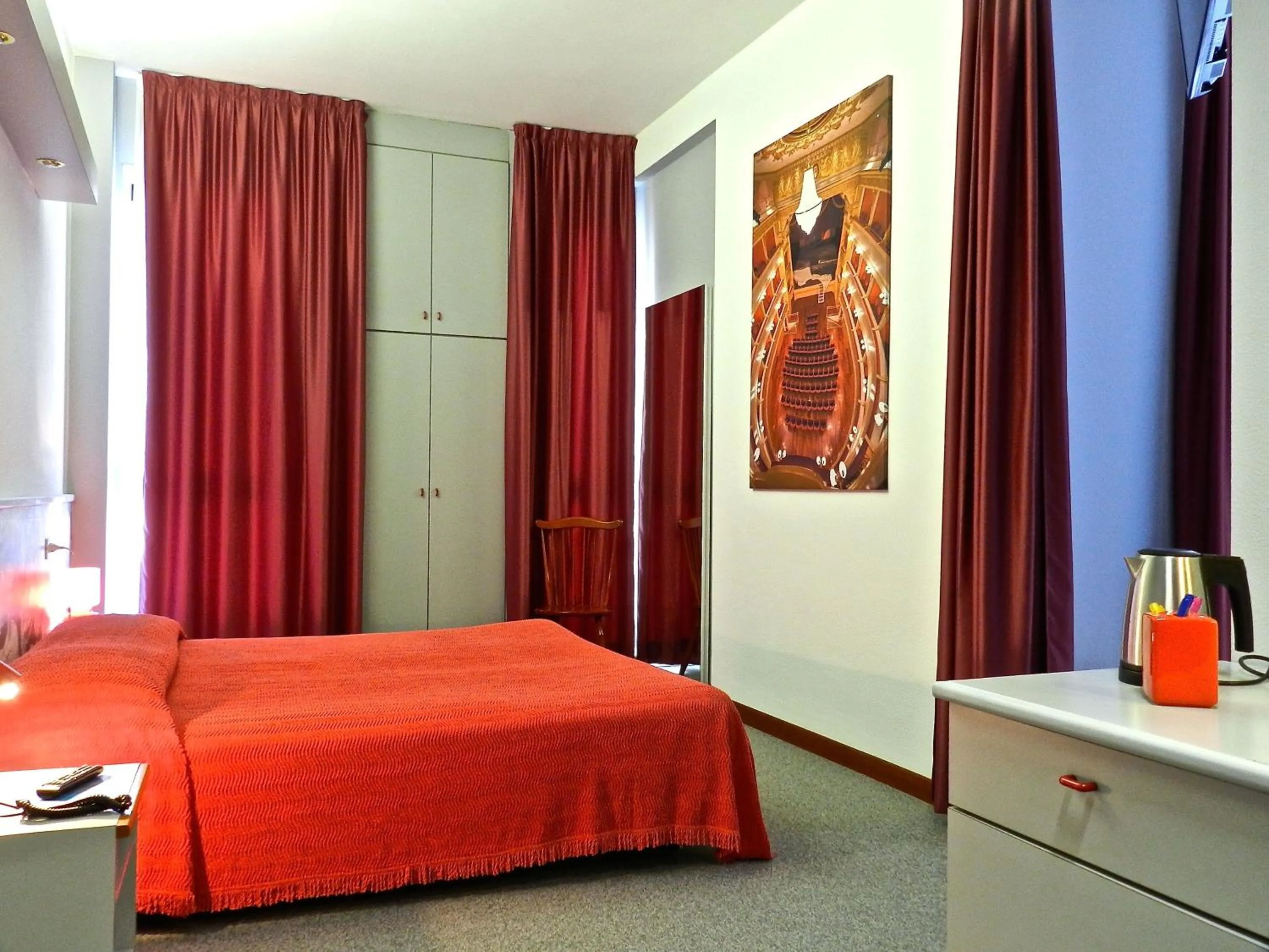 Bedroom, Bed in Hotel Italia
