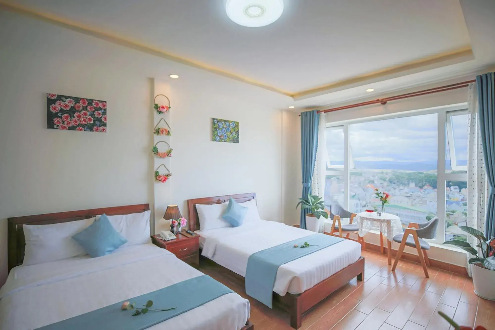 Photo of the whole room, Bed in Rose Valley Hotel Da Lat Vietnam Photo of the whole room, Bed in Rose Valley Hotel Da Lat Vietnam