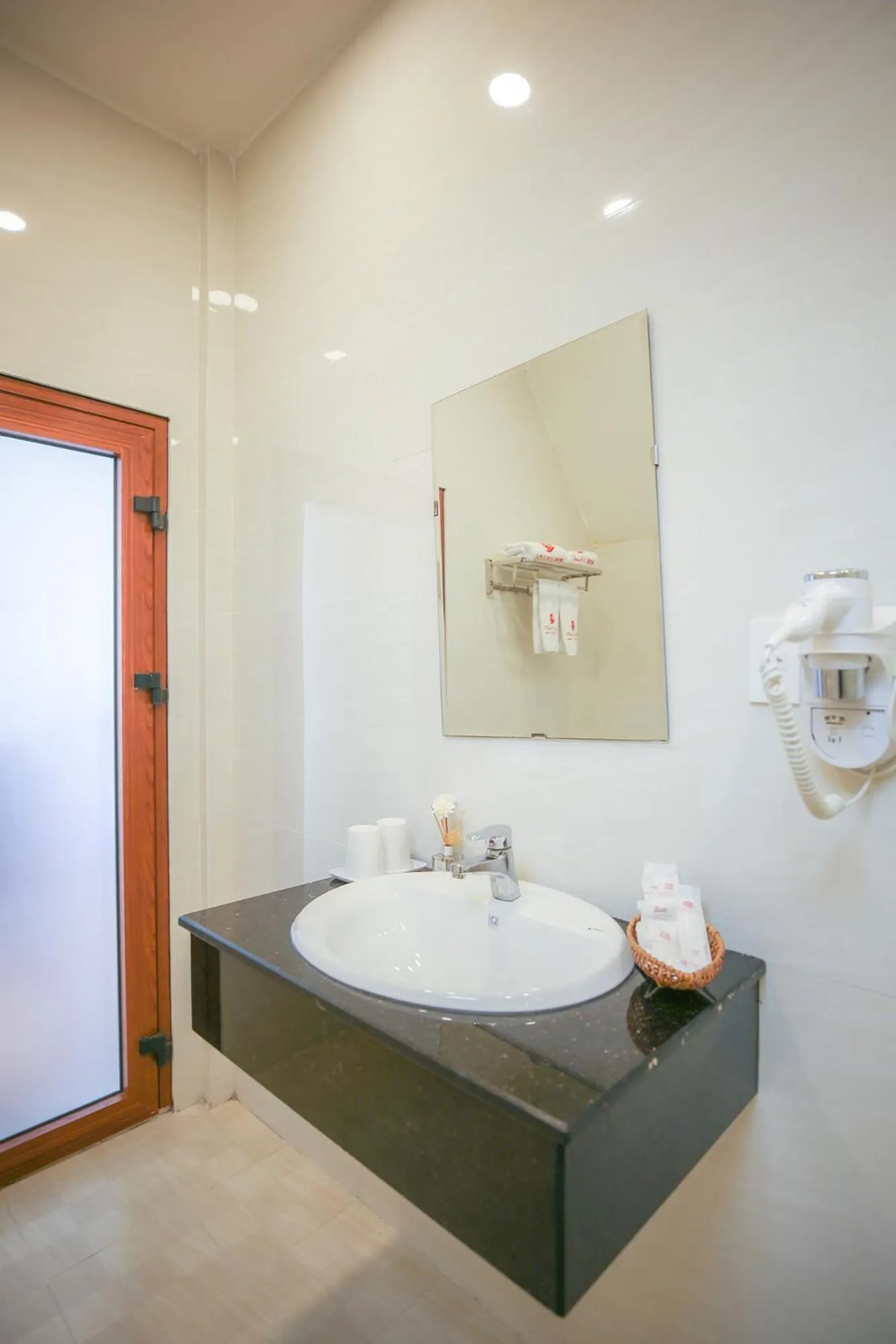 Bathroom in Rose Valley Hotel Da Lat Vietnam