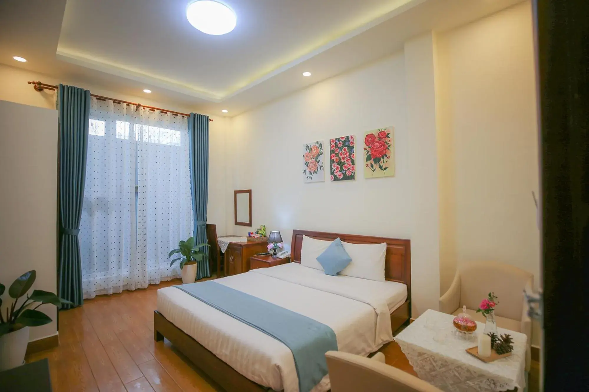 Standard Double Room in Rose Valley Hotel Da Lat Vietnam Standard Double Room in Rose Valley Hotel Da Lat Vietnam