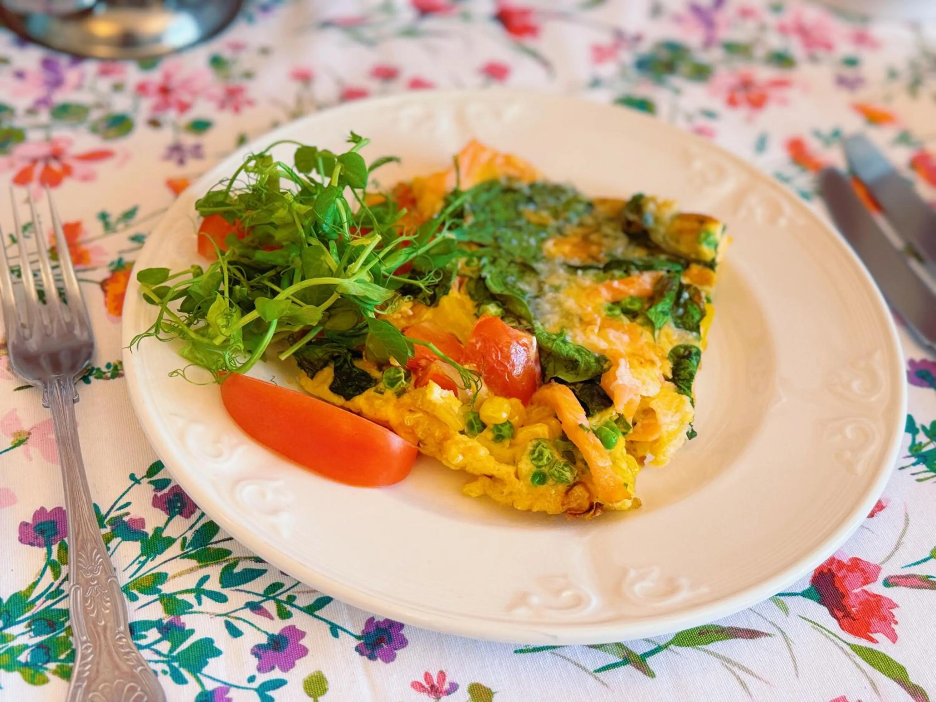 Breakfast in The Robin Hill