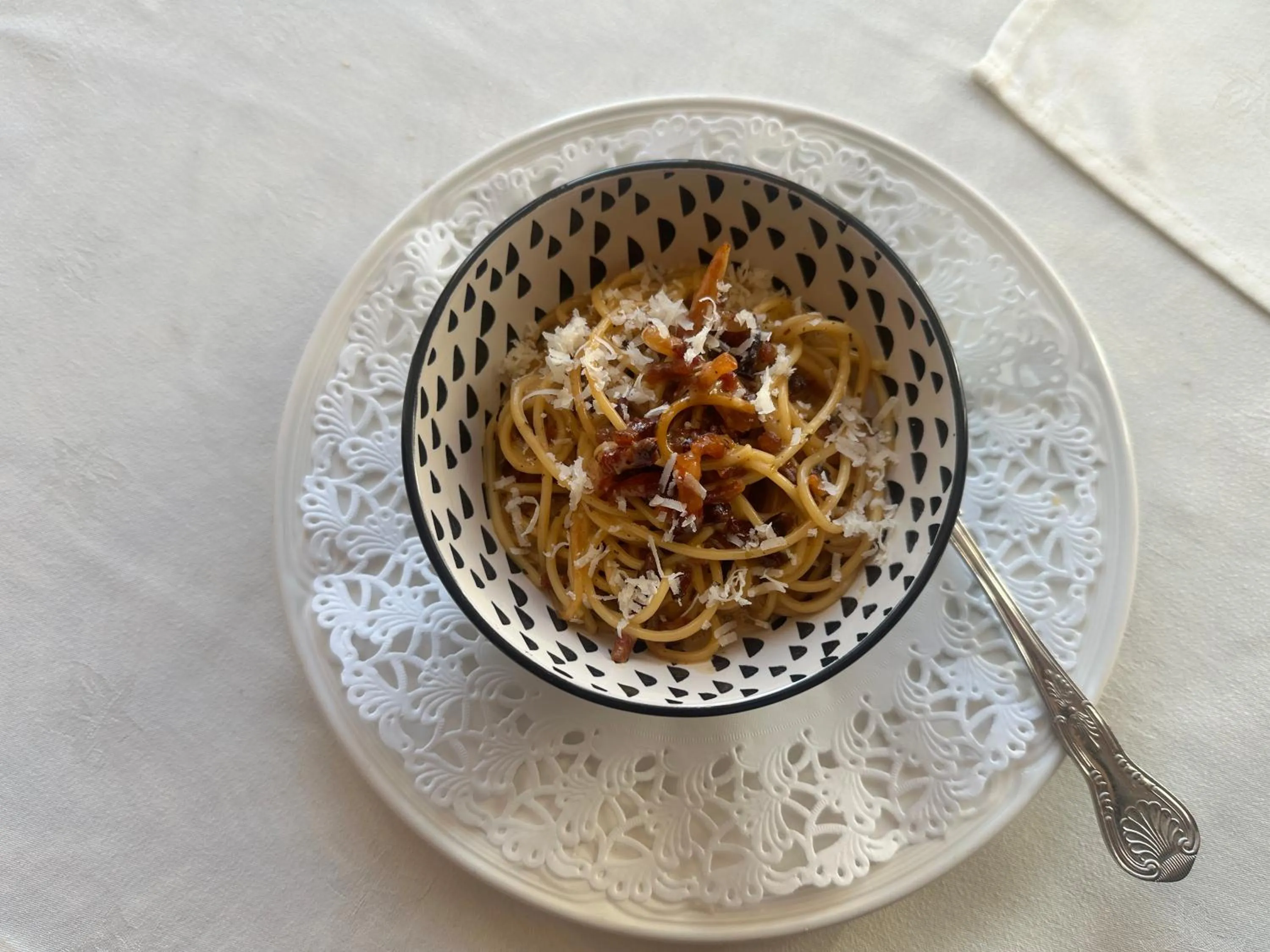 Food in The Robin Hill