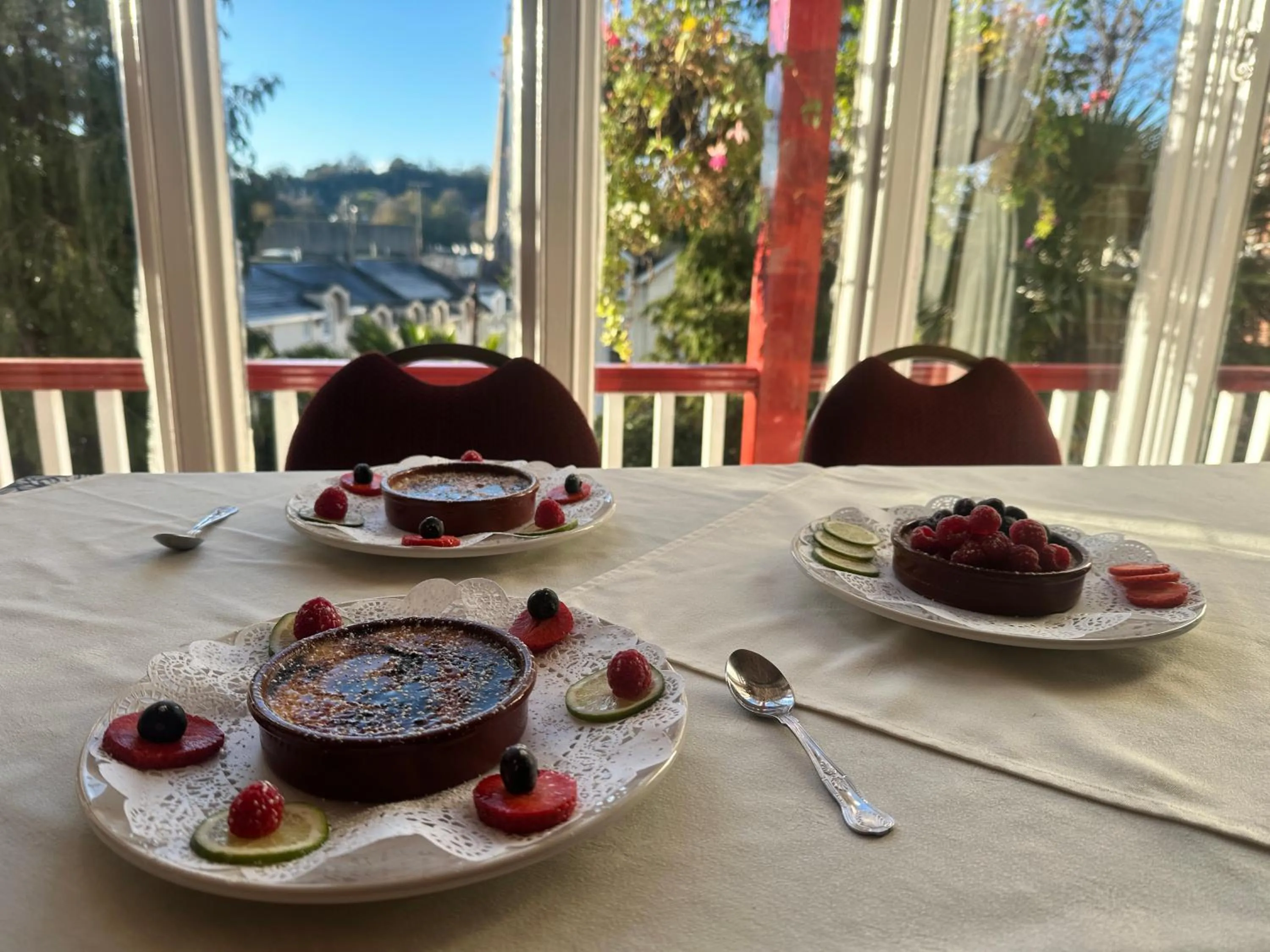 Food and drinks in The Robin Hill