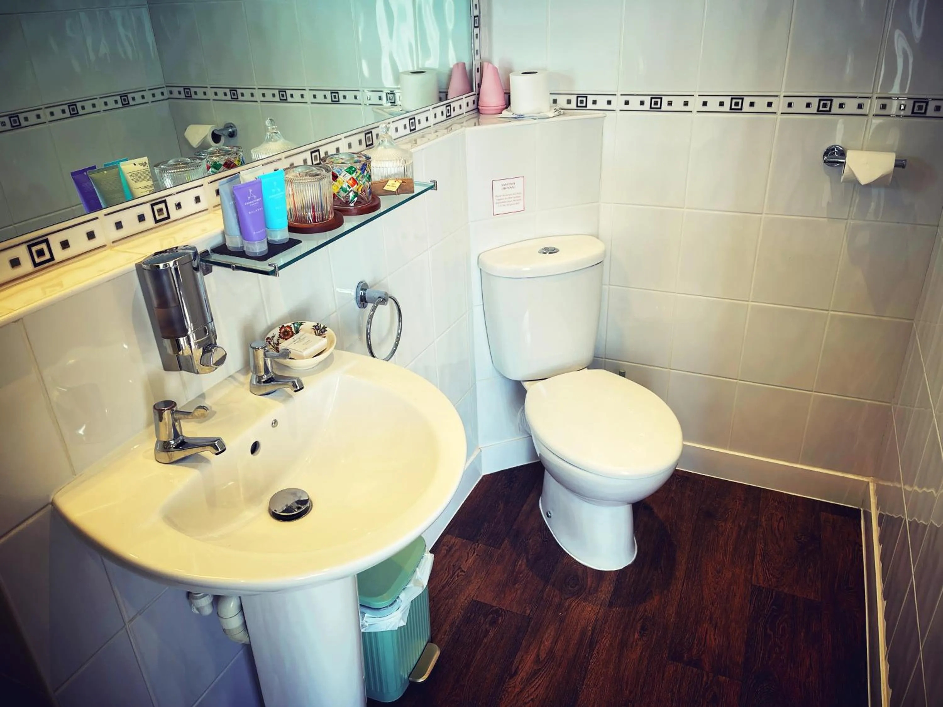 Bathroom in The Robin Hill