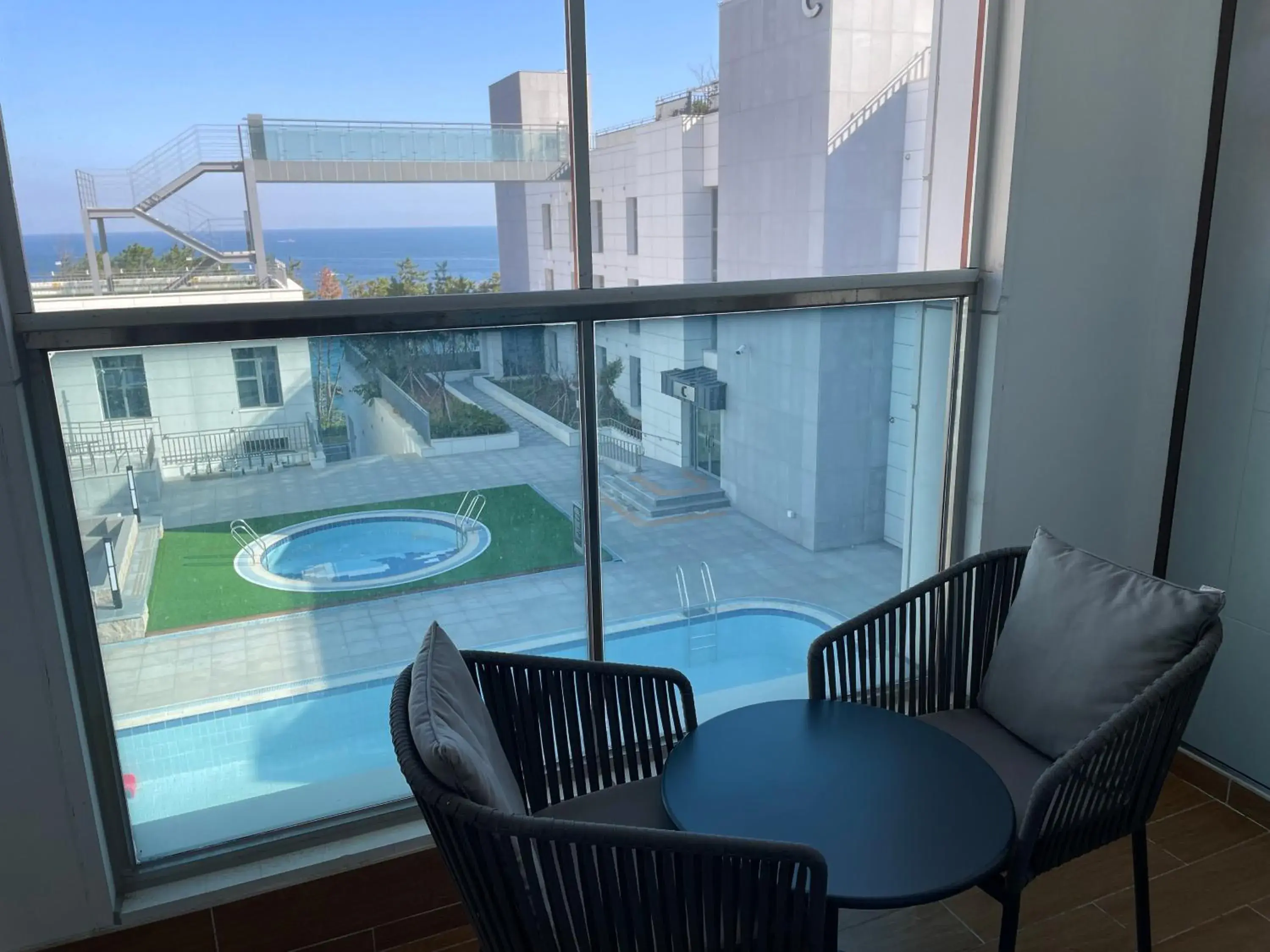 Pool view in Best Western Plus GyeongJu Pool view in Best Western Plus GyeongJu