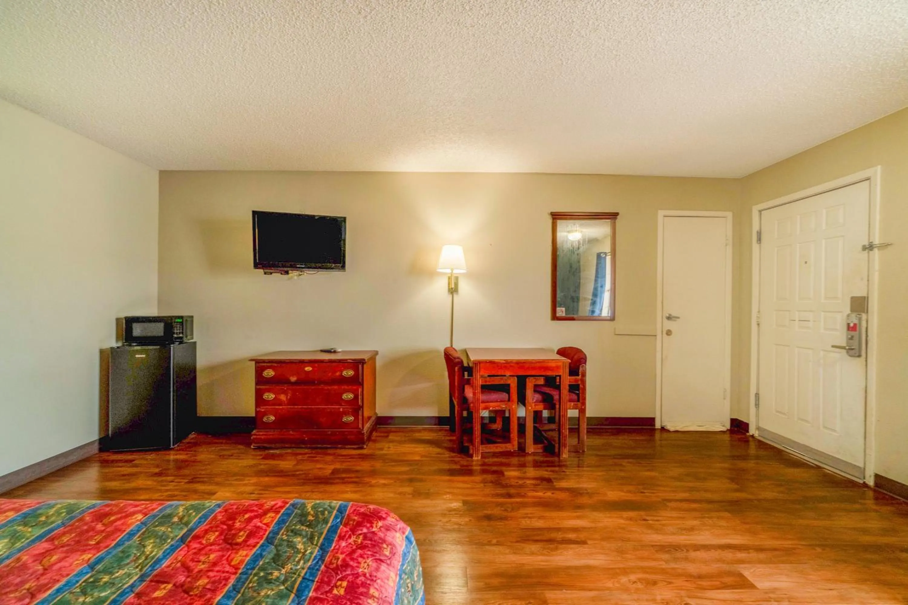 Bedroom in Executive Inn By OYO Mineral Wells US-180