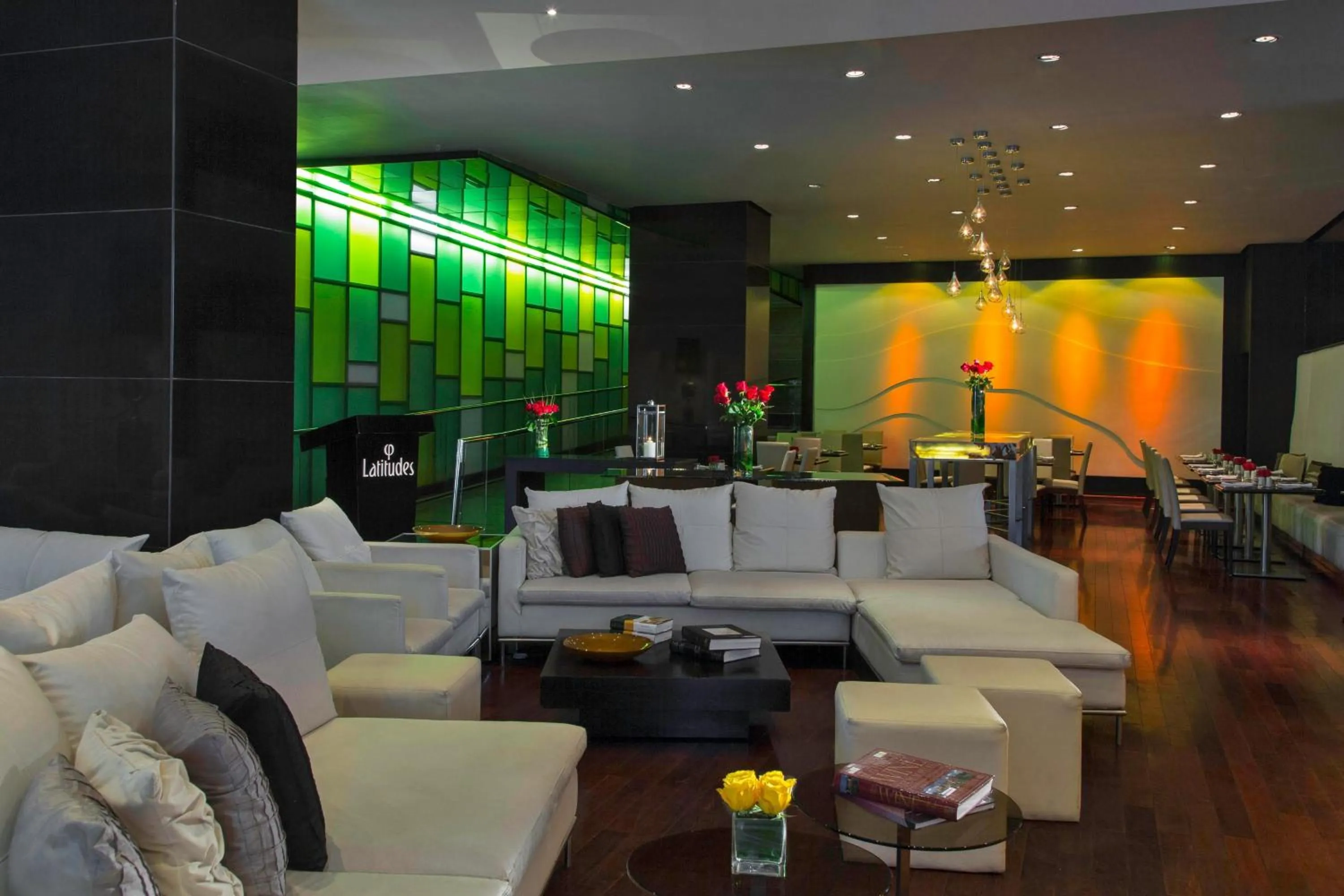 Living room in Le Meridien Panama