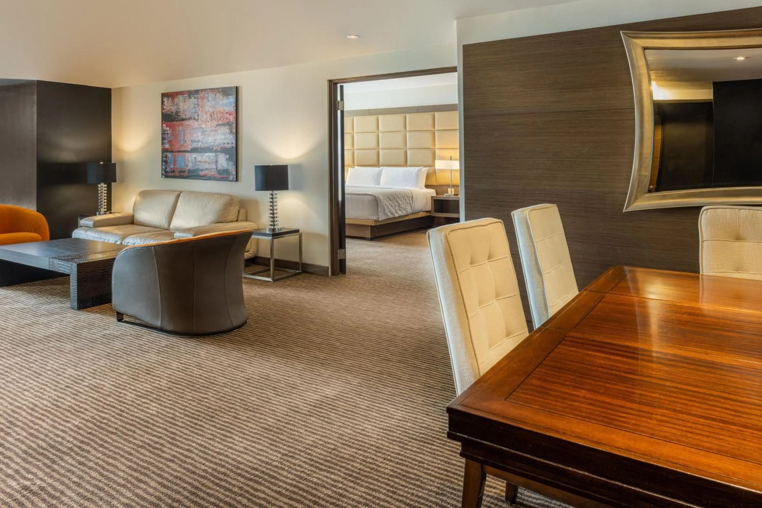 Photo of the whole room, Bed in Le Meridien Panama