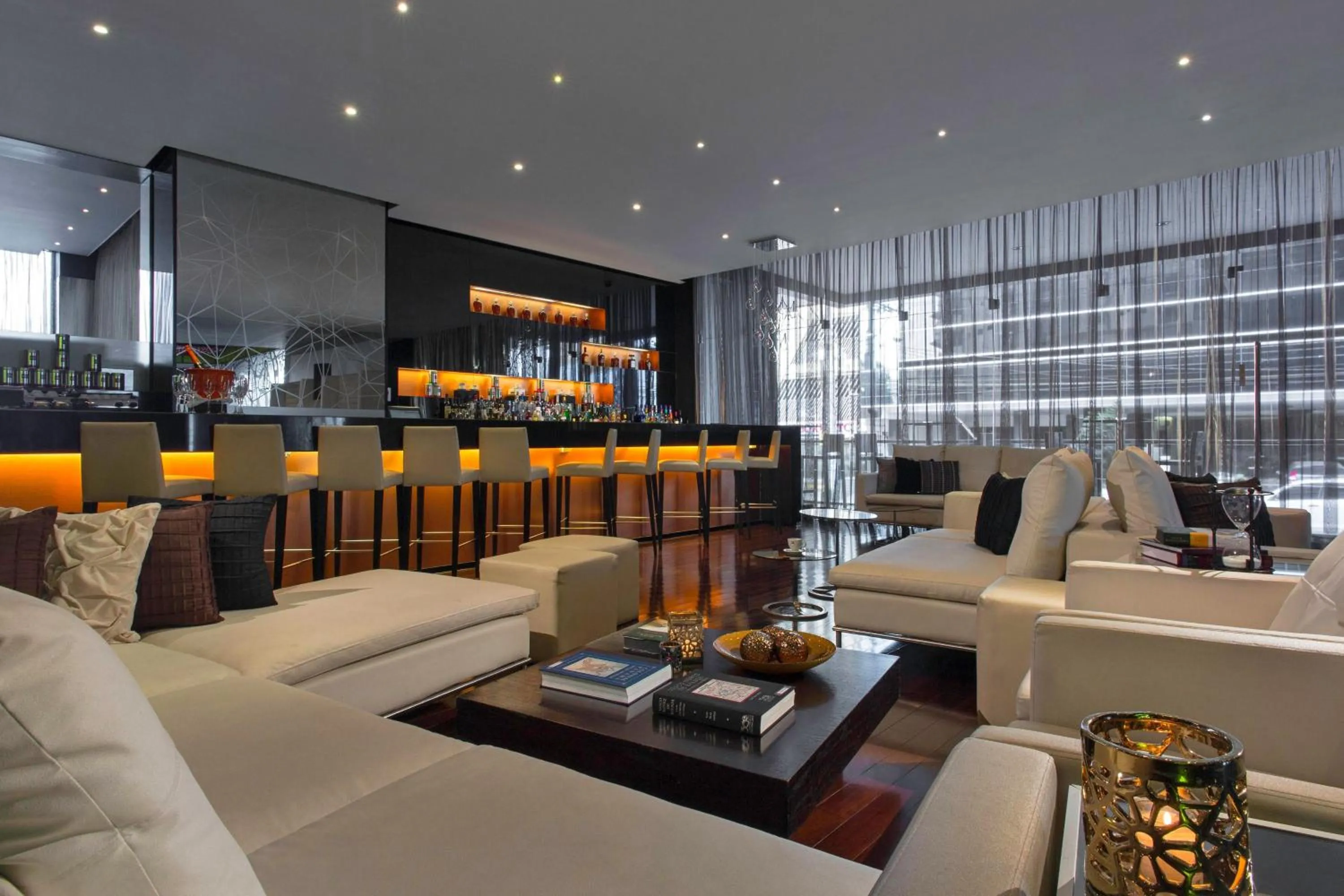 Living room in Le Meridien Panama