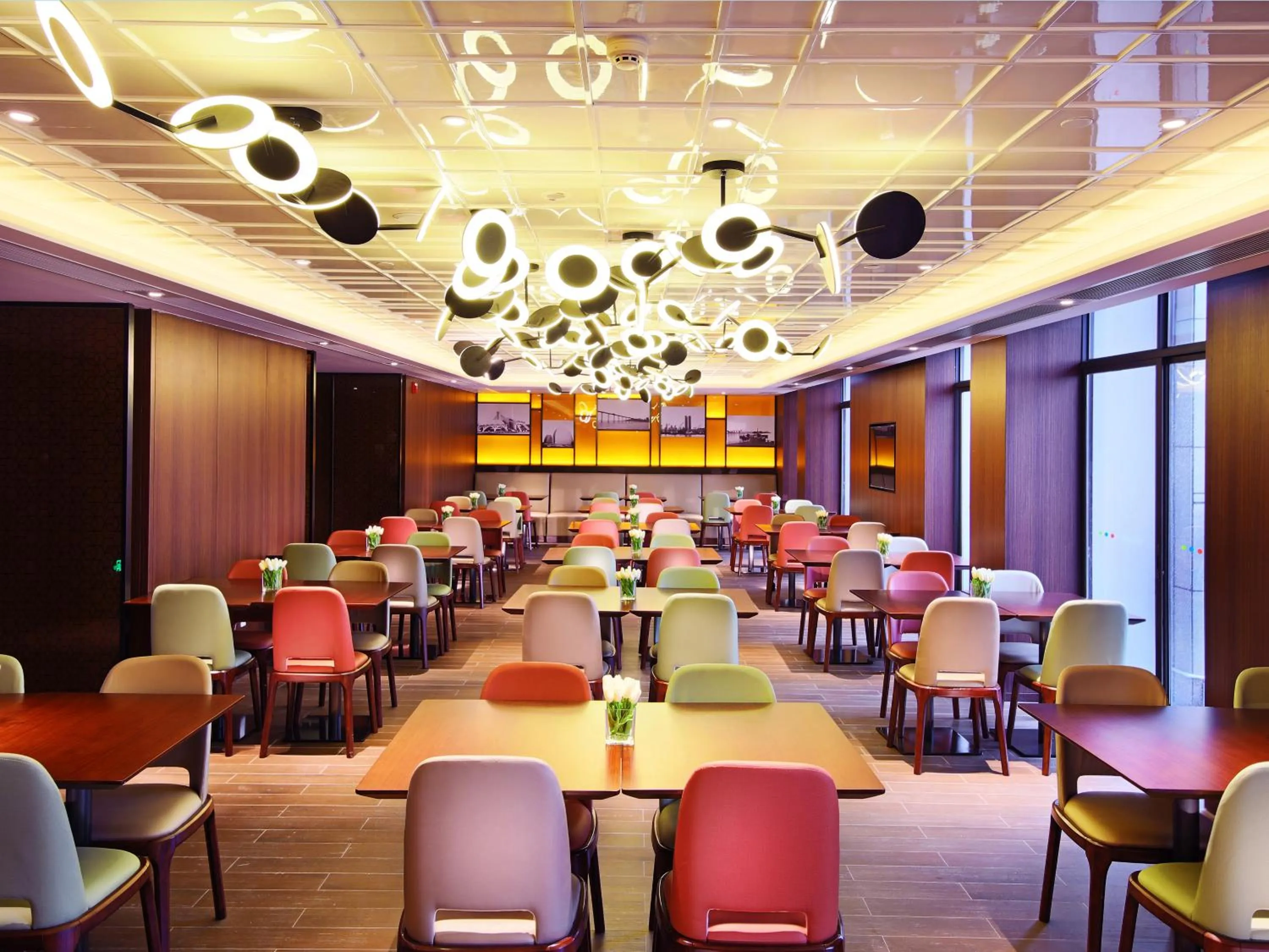 Restaurant/places to eat in Hampton by Hilton Zhuhai Cheng Feng Plaza
