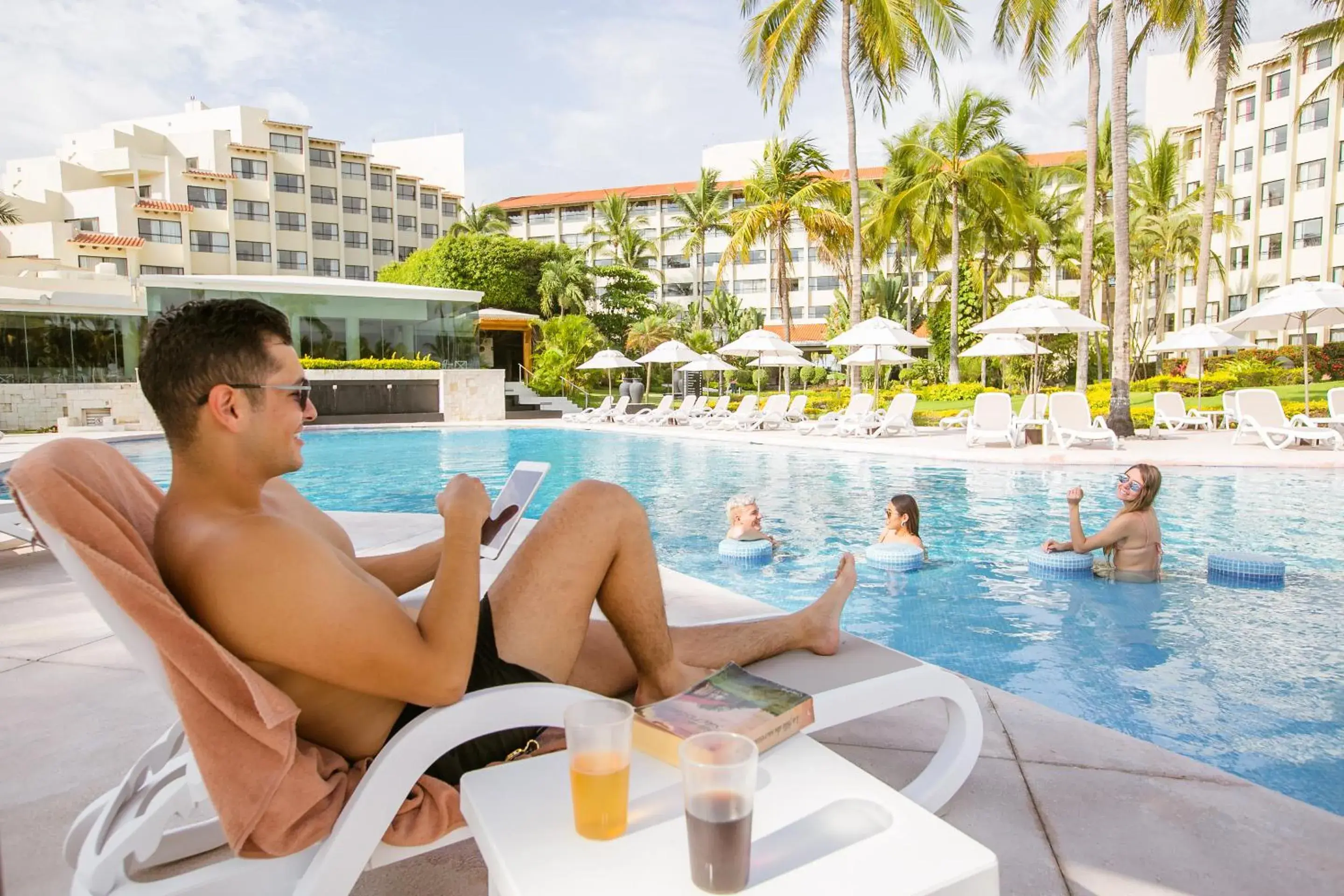 Swimming pool in Occidental Nuevo Vallarta - All Inclusive Swimming pool in Occidental Nuevo Vallarta - All Inclusive