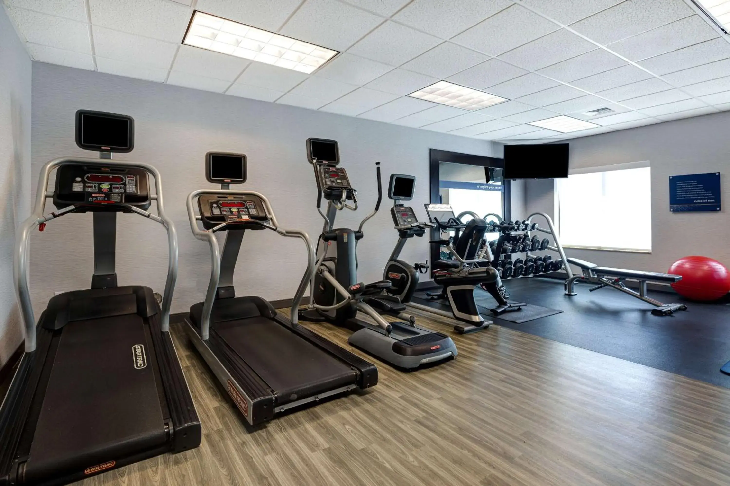 Fitness centre/facilities in Hampton Inn & Suites San Luis Obispo Fitness centre/facilities in Hampton Inn & Suites San Luis Obispo