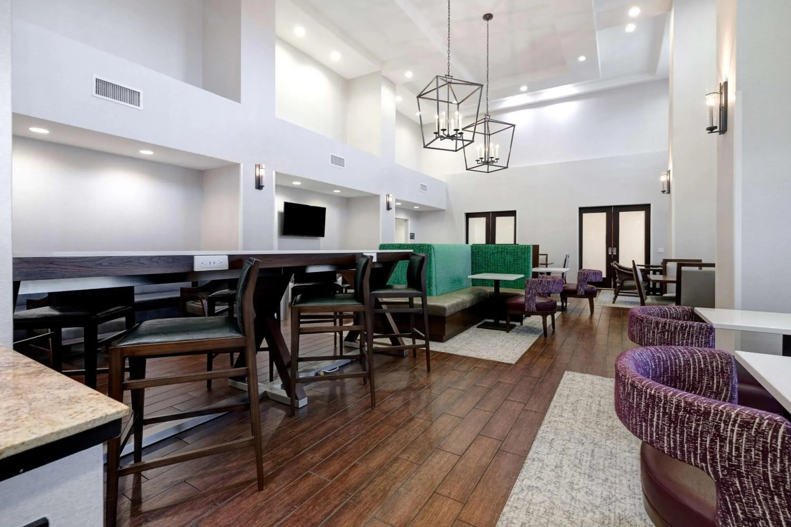 Lobby or reception in Hampton Inn & Suites San Luis Obispo Lobby or reception in Hampton Inn & Suites San Luis Obispo