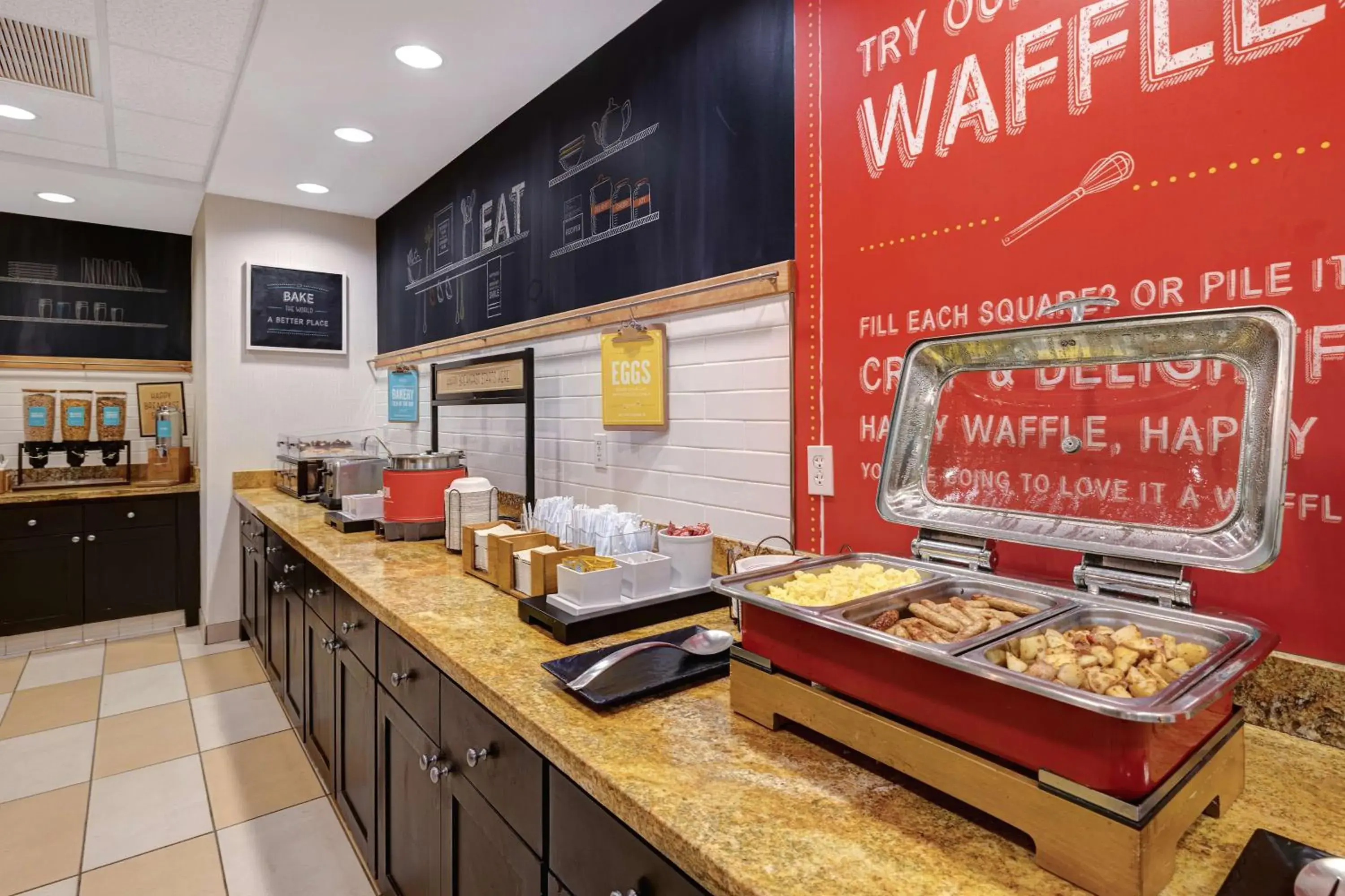 Breakfast in Hampton Inn & Suites San Luis Obispo Breakfast in Hampton Inn & Suites San Luis Obispo